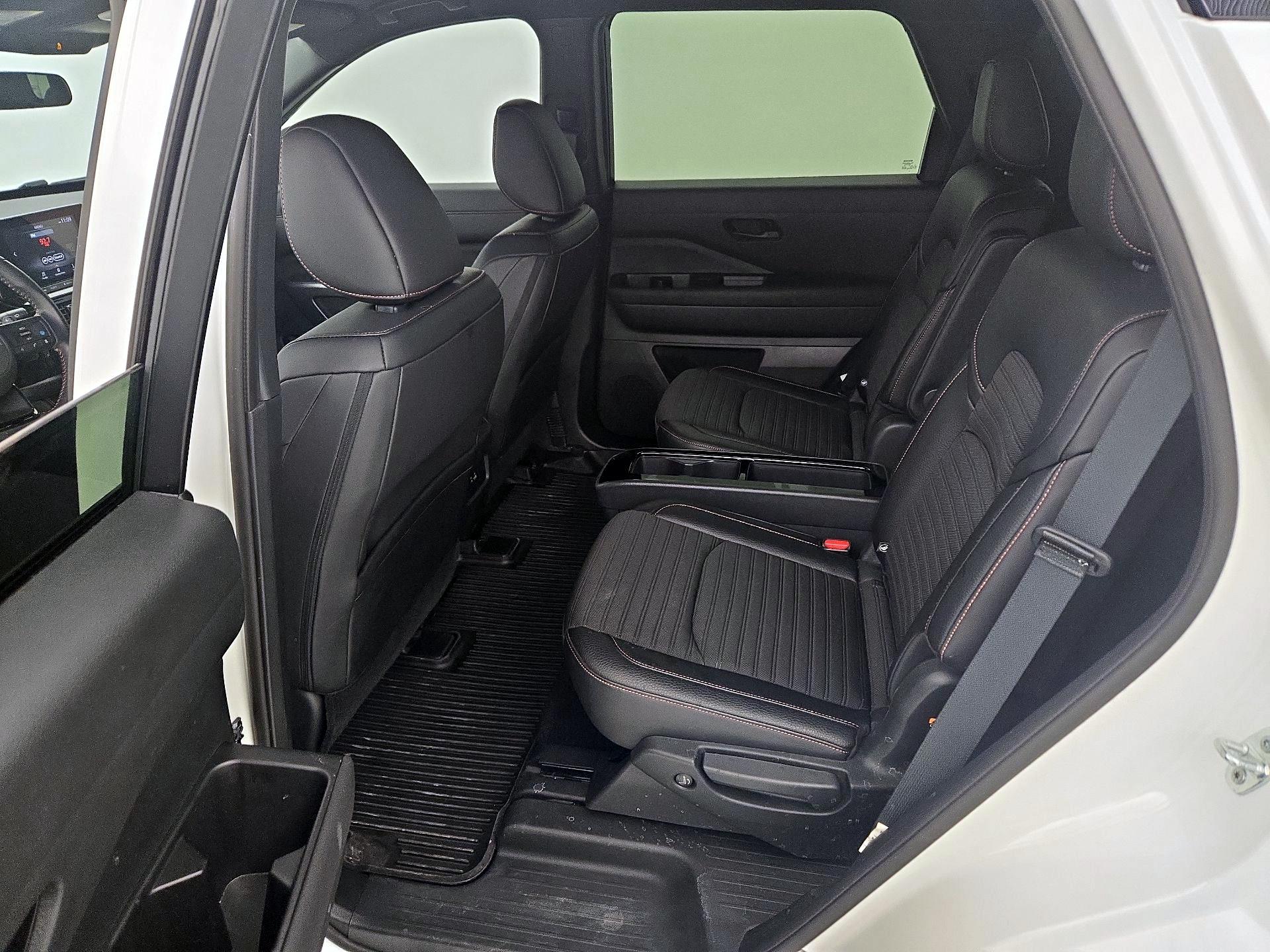 Thumbnail: 2024 Nissan Pathfinder - 19