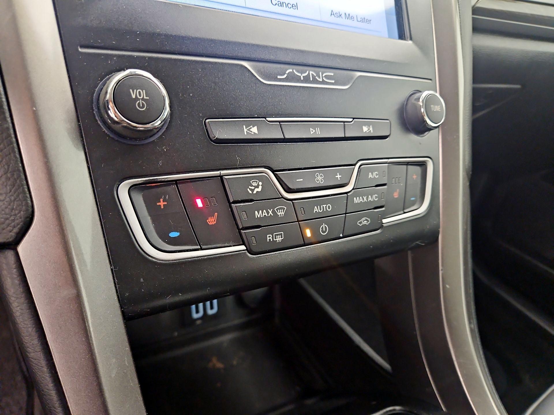 Thumbnail: 2019 Ford Fusion - 16