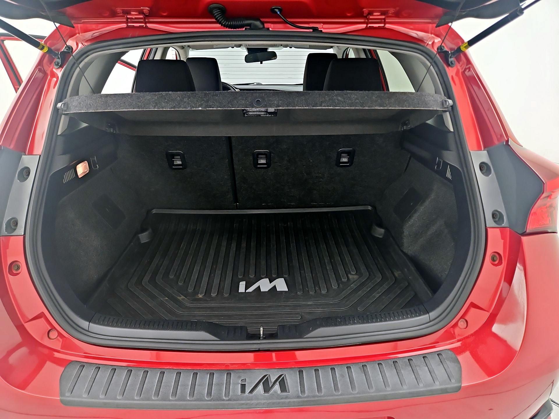 Thumbnail: 2017 Toyota Corolla iM - 19