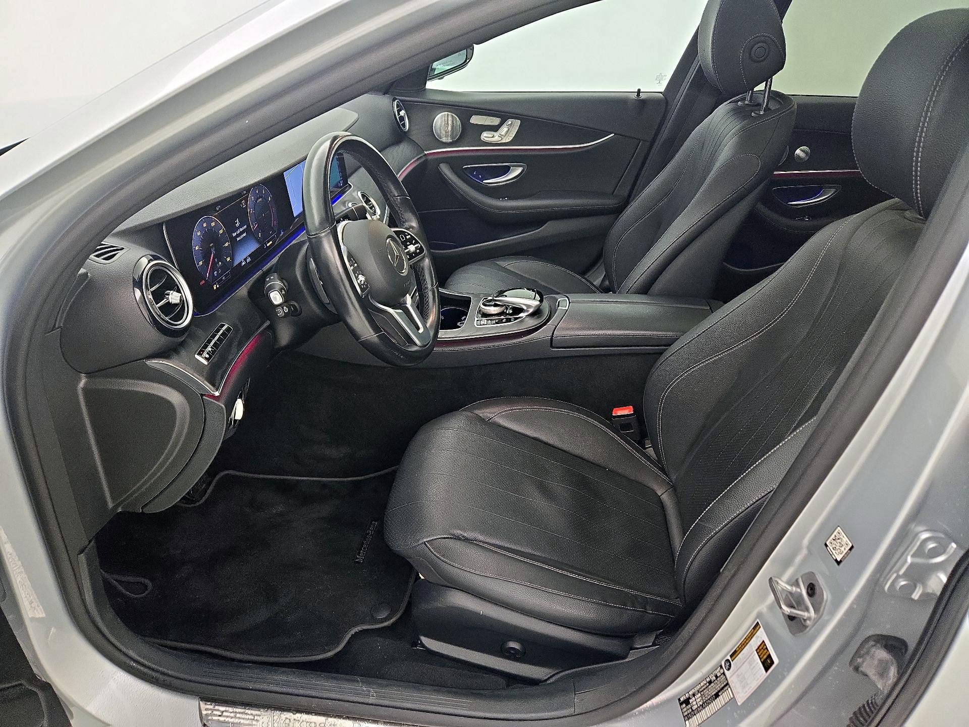 Thumbnail: 2020 Mercedes-Benz E-Class - 11