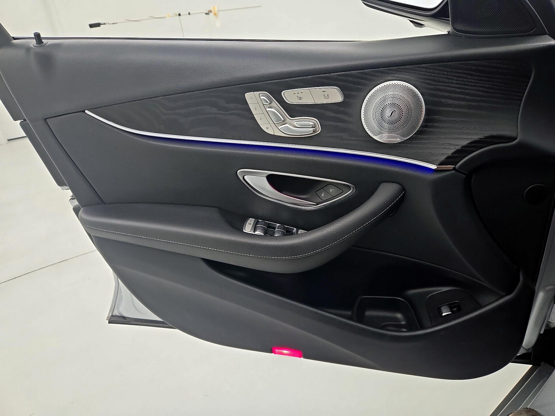 Thumbnail: 2020 Mercedes-Benz E-Class - 12