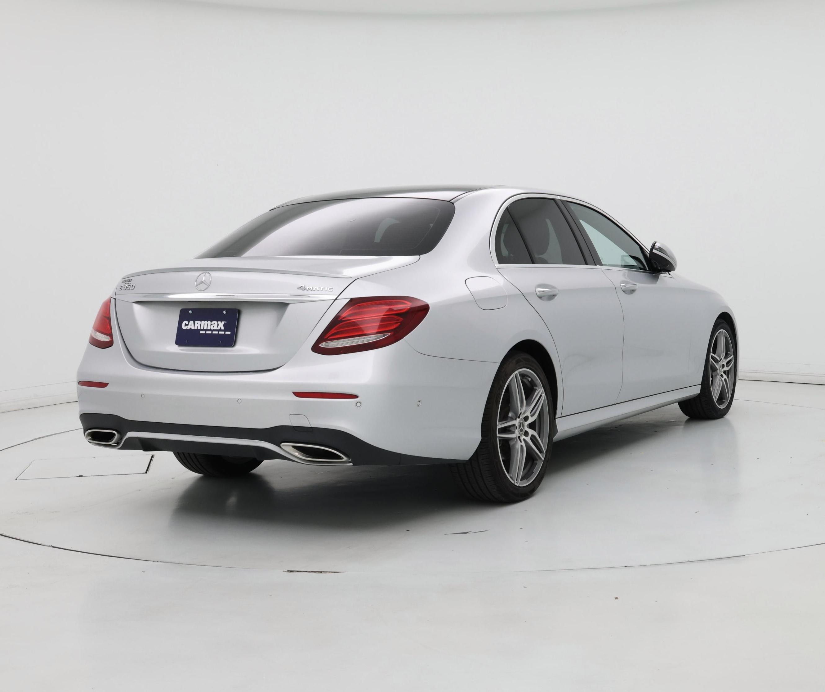 Thumbnail: 2020 Mercedes-Benz E-Class - 8