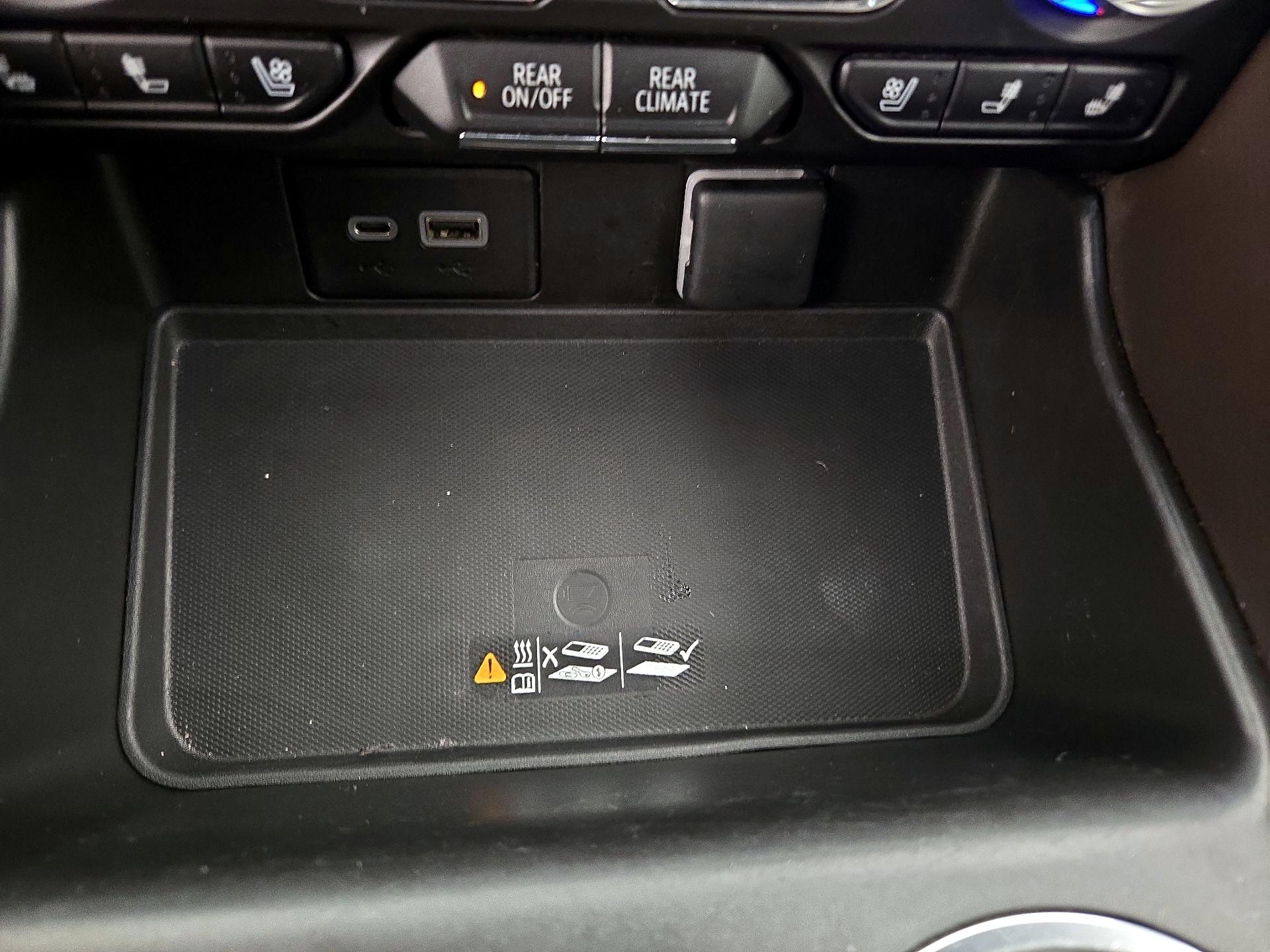 Thumbnail: 2023 GMC Yukon XL - 19