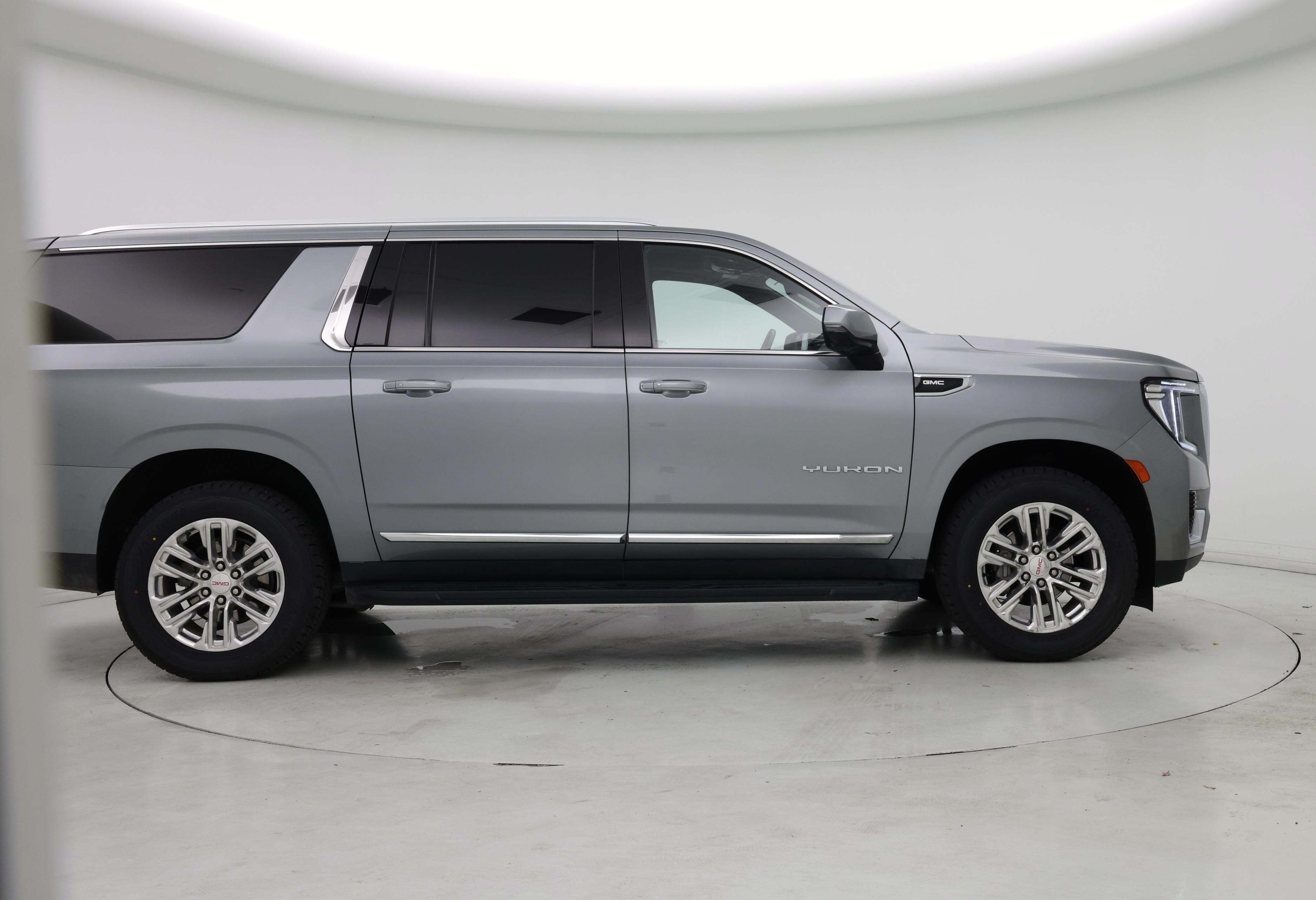 Thumbnail: 2023 GMC Yukon XL - 7