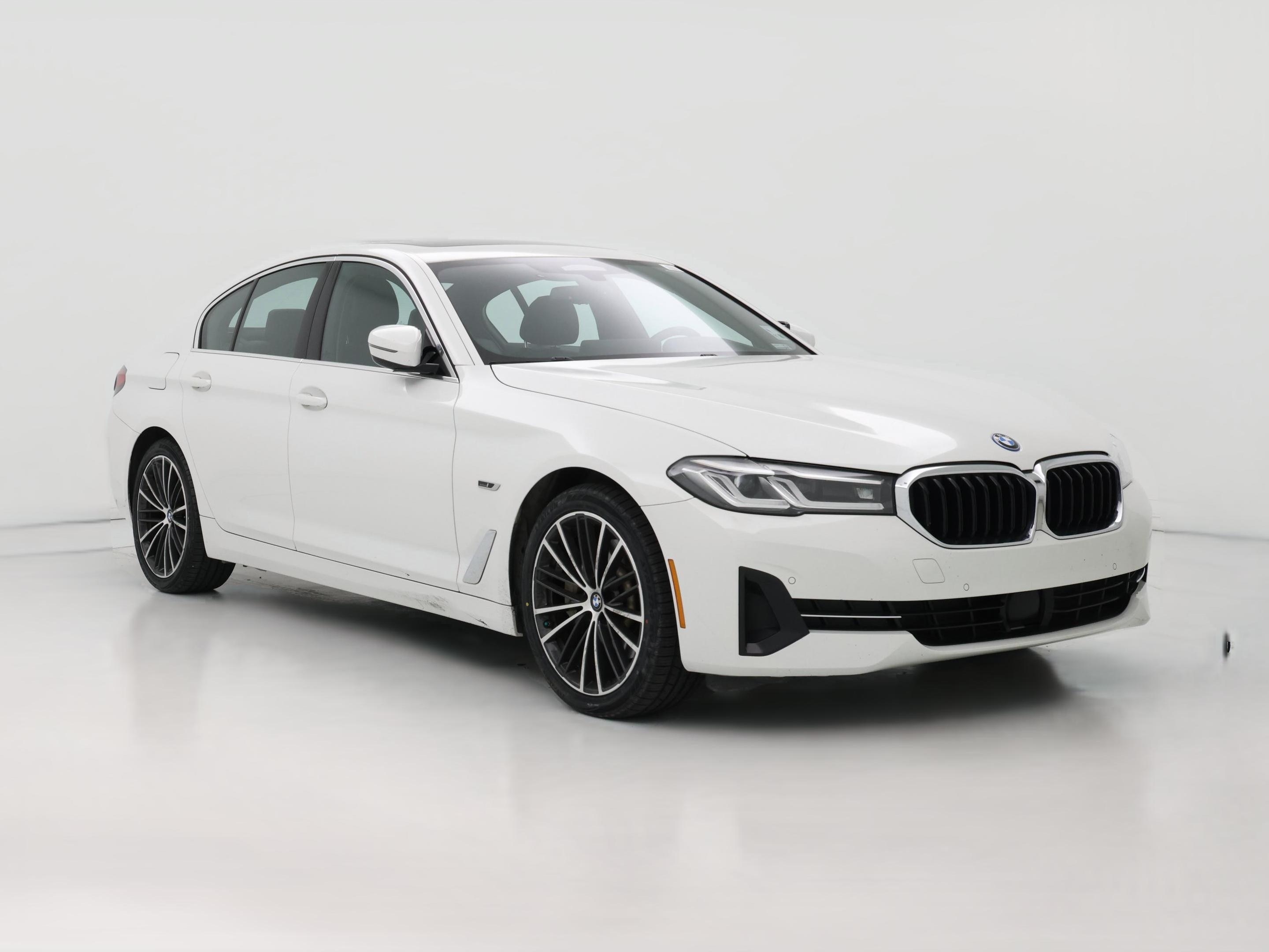 Thumbnail: 2023 BMW 5 Series - 1