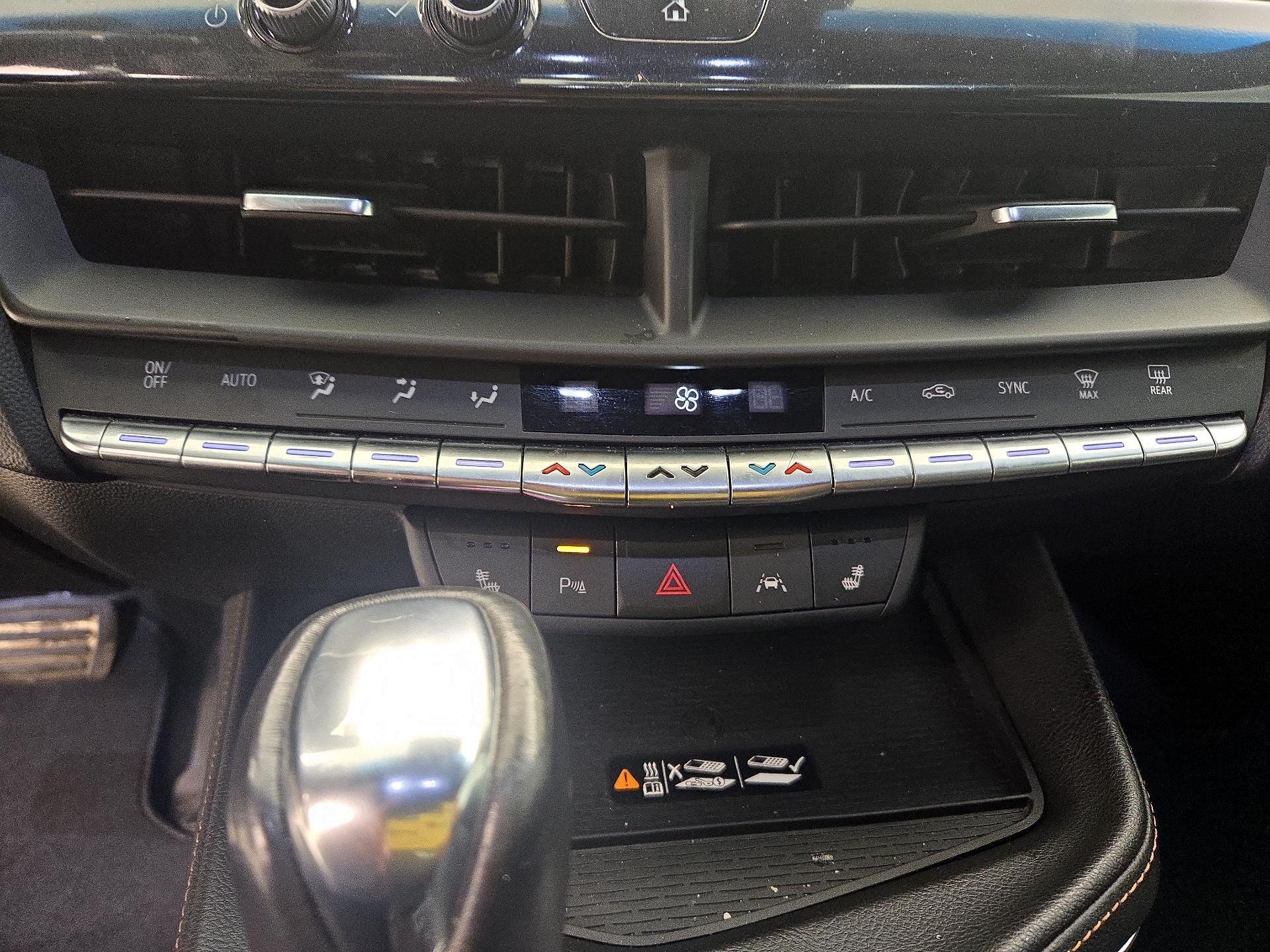 Thumbnail: 2022 Cadillac CT4 - 16