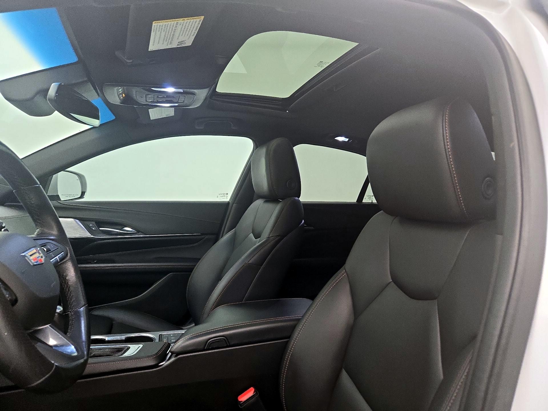 Thumbnail: 2022 Cadillac CT4 - 19