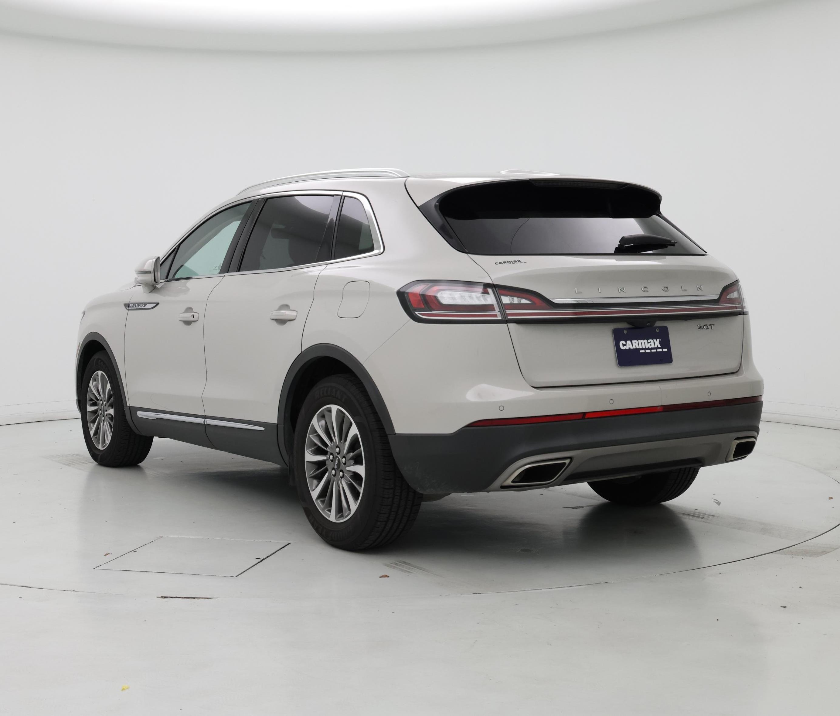 Thumbnail: 2020 Lincoln Nautilus - 2