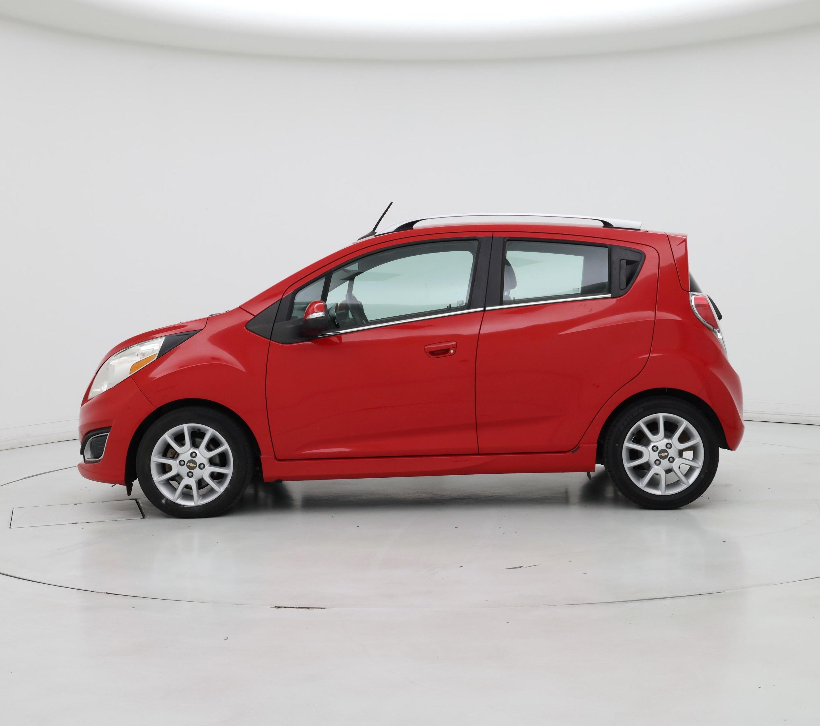 Thumbnail: 2014 Chevrolet Spark - 3