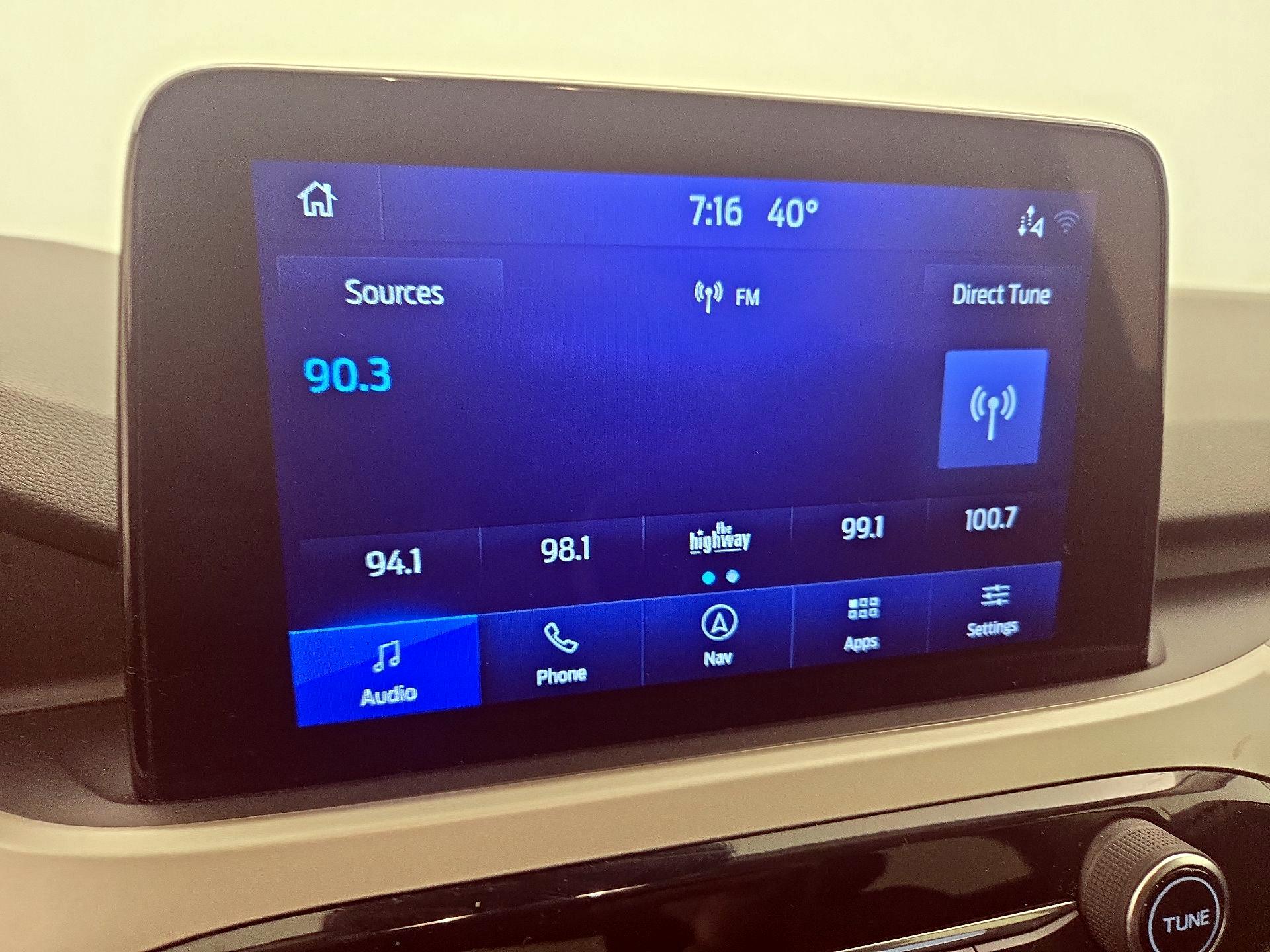 Thumbnail: 2022 Ford Escape - 16