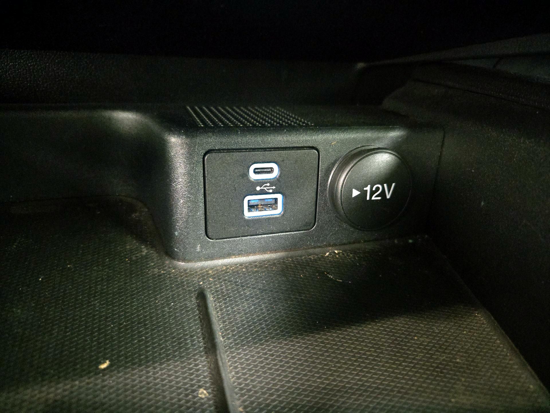 Thumbnail: 2022 Ford Escape - 19