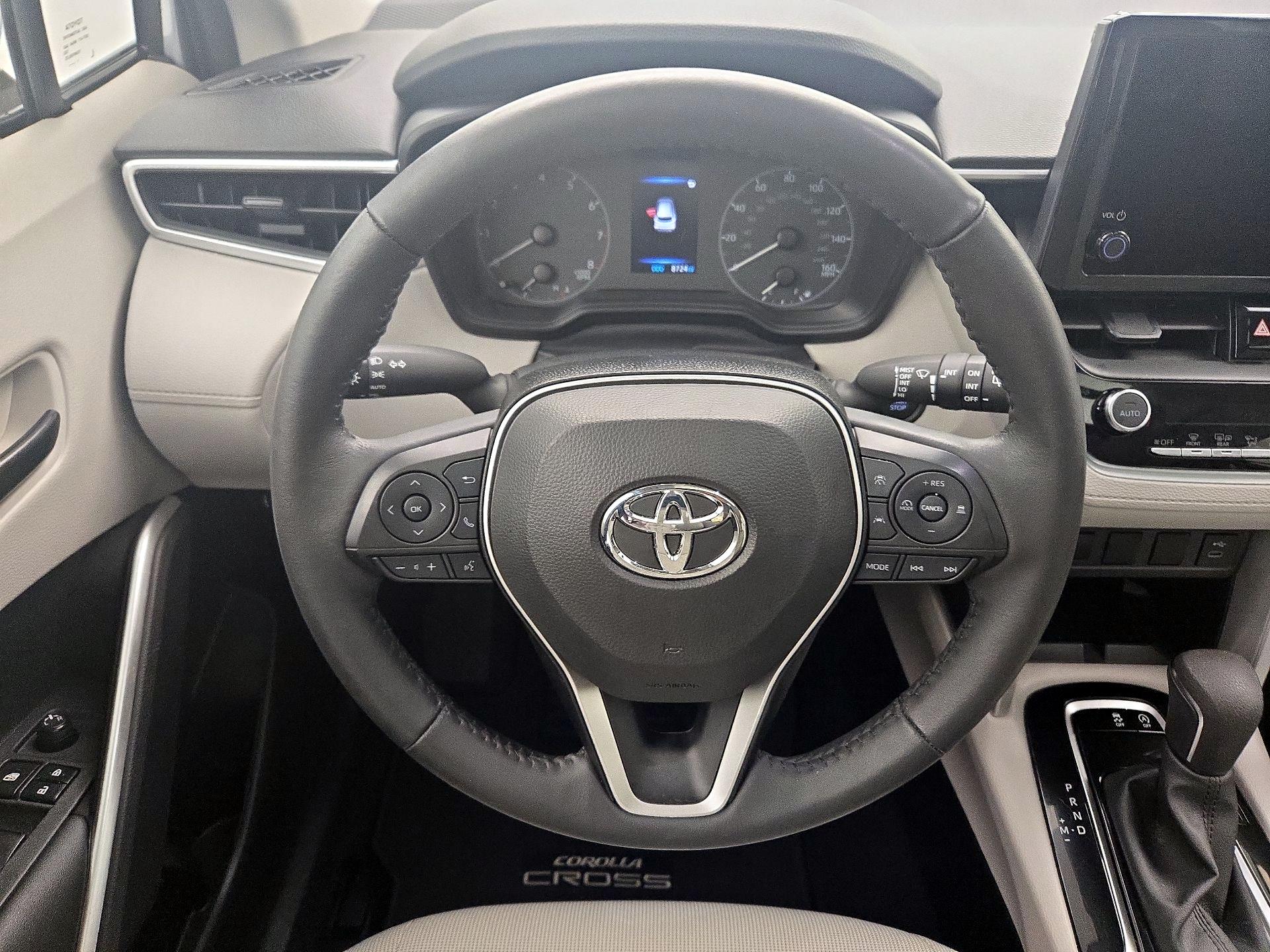 Thumbnail: 2024 Toyota Corolla Cross - 10