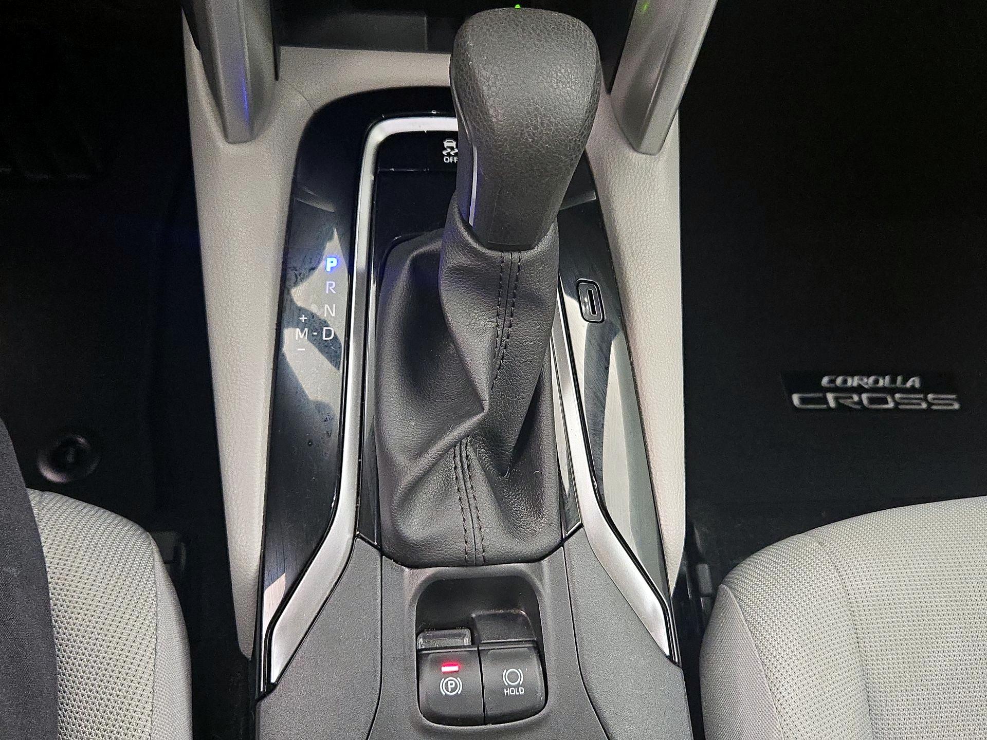 Thumbnail: 2024 Toyota Corolla Cross - 17