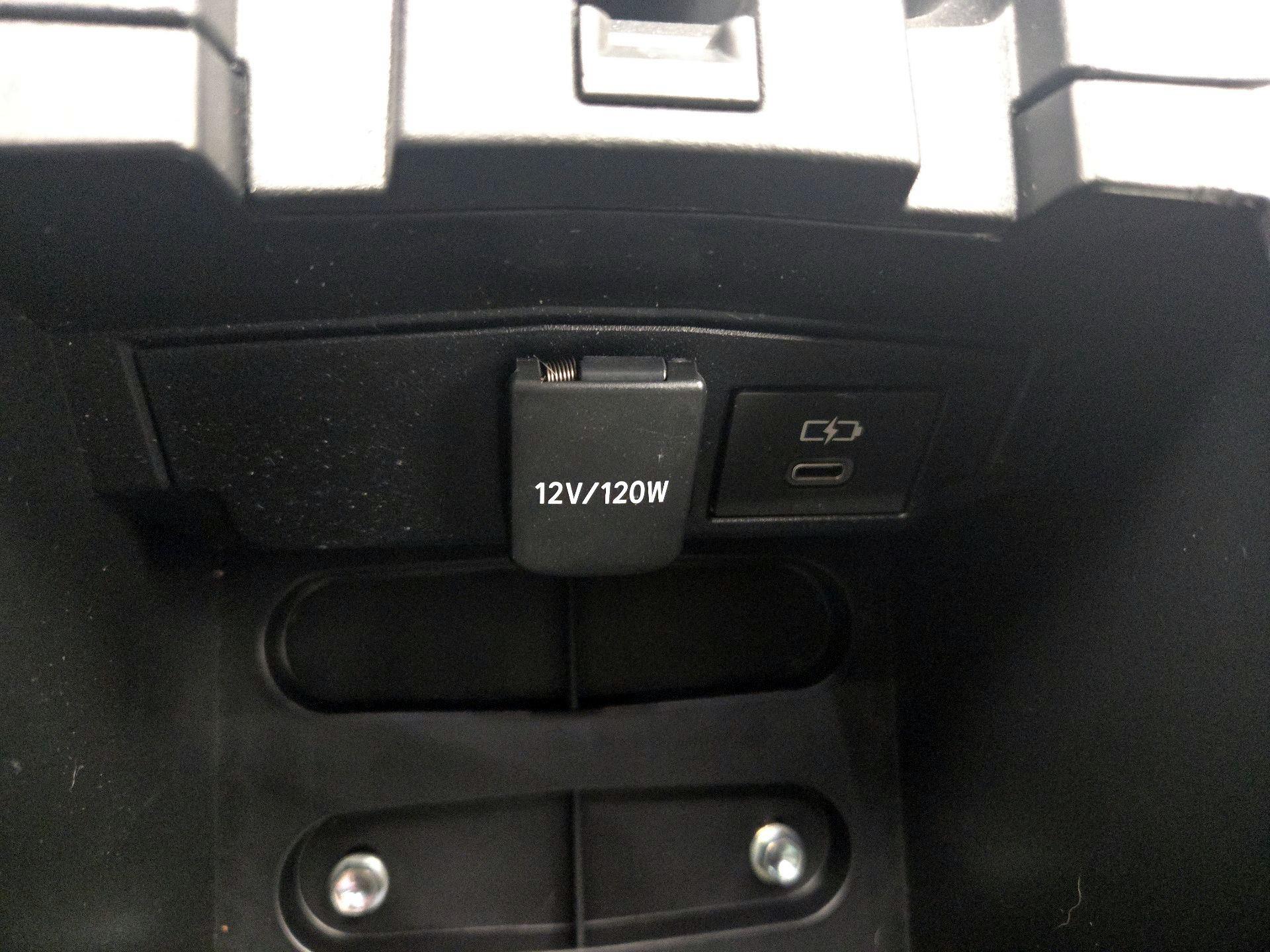 Thumbnail: 2024 Toyota Corolla Cross - 18