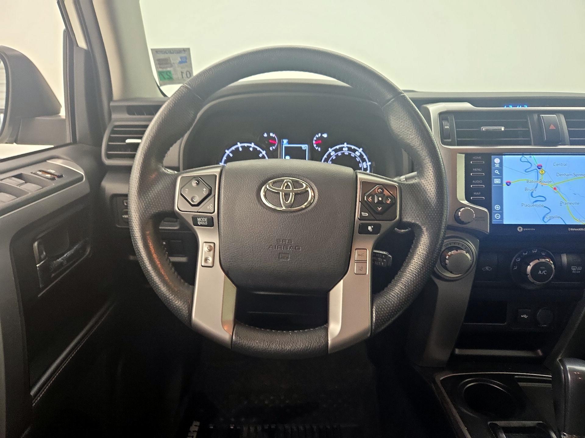 Thumbnail: 2020 Toyota 4Runner - 10