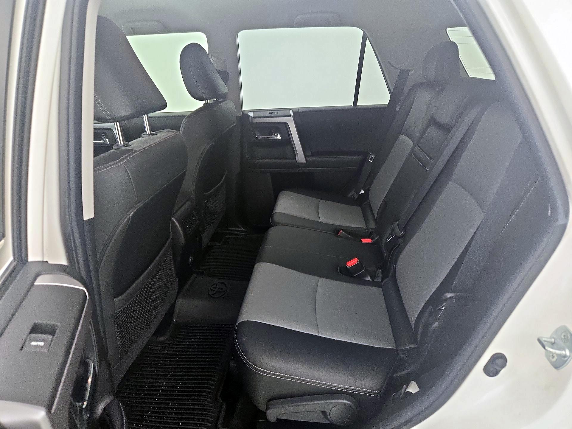 Thumbnail: 2020 Toyota 4Runner - 20