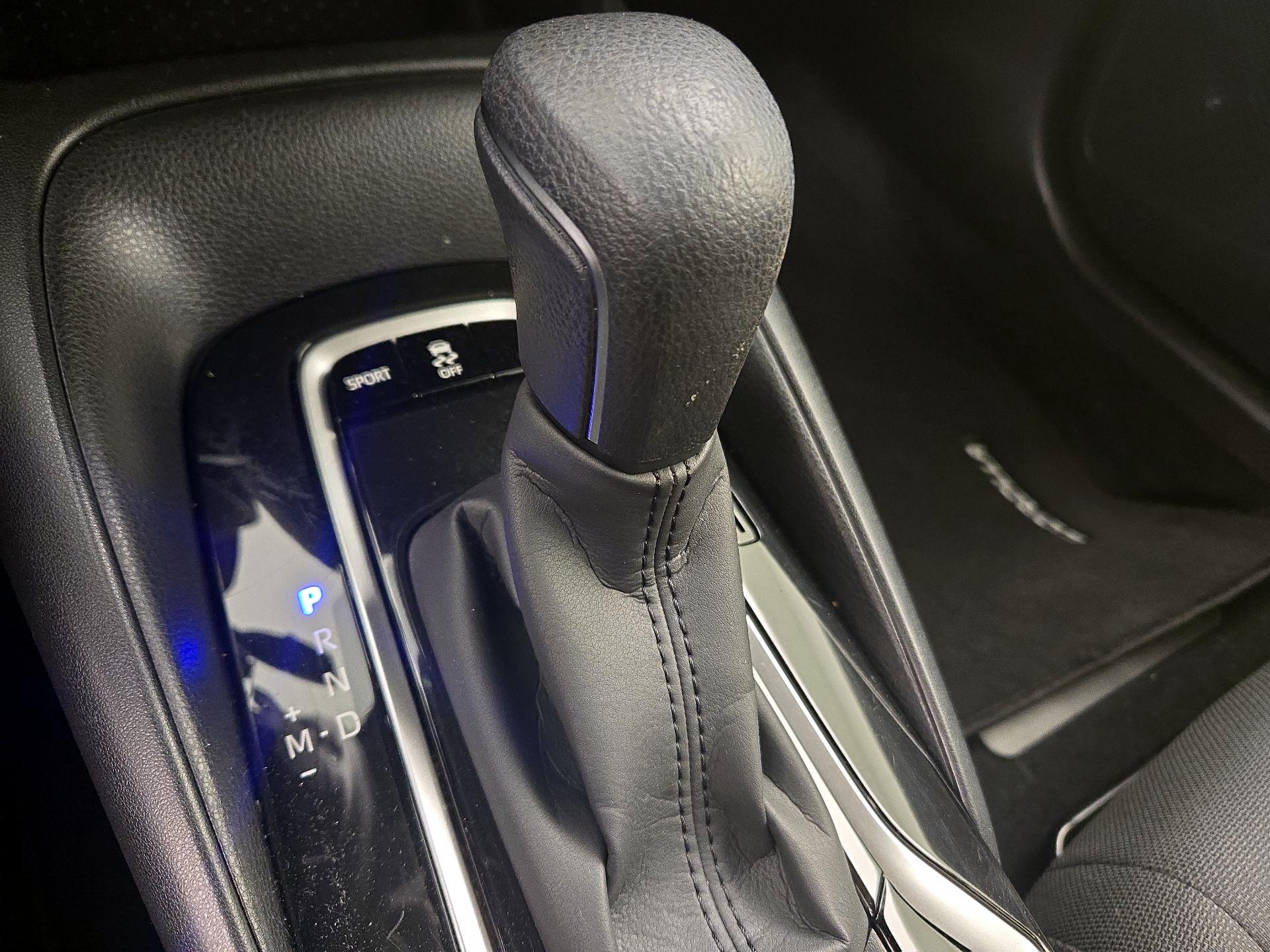 Thumbnail: 2022 Toyota Corolla - 17