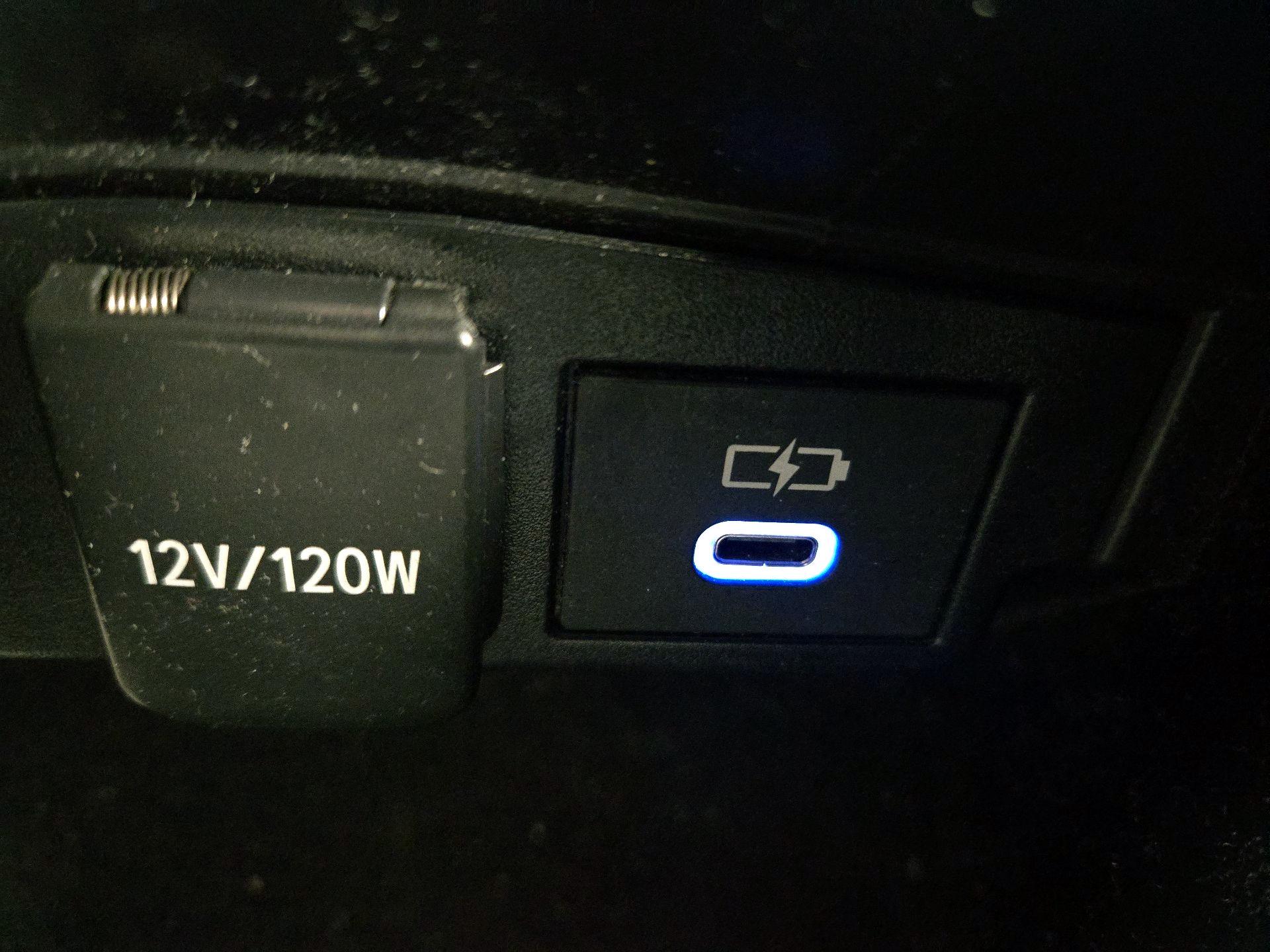 Thumbnail: 2022 Toyota Corolla - 18