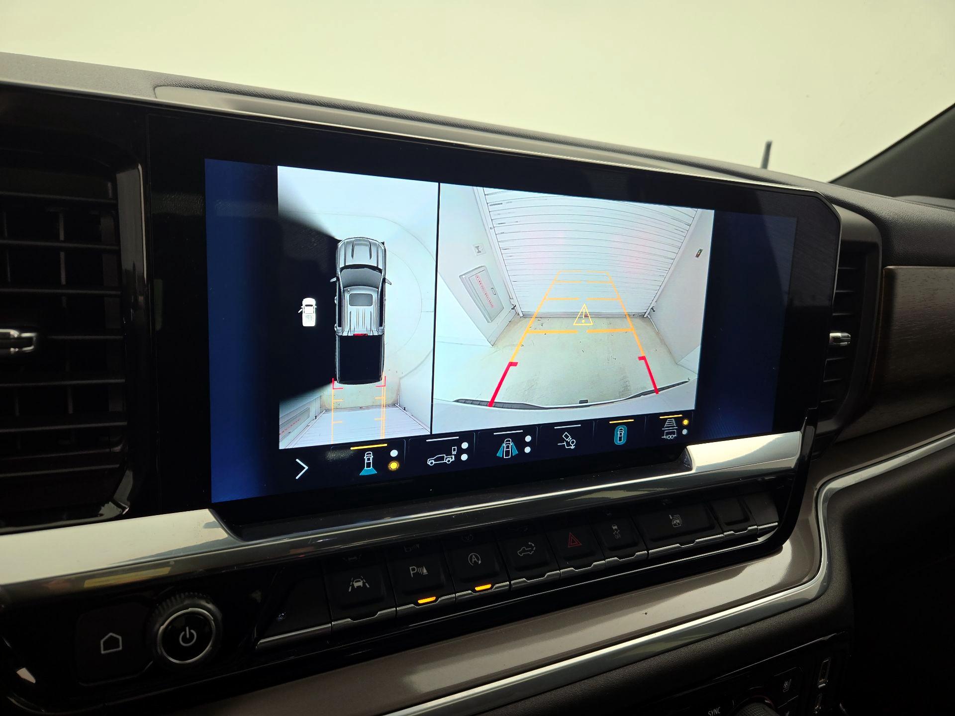 Thumbnail: 2022 Chevrolet Silverado 1500 - 14