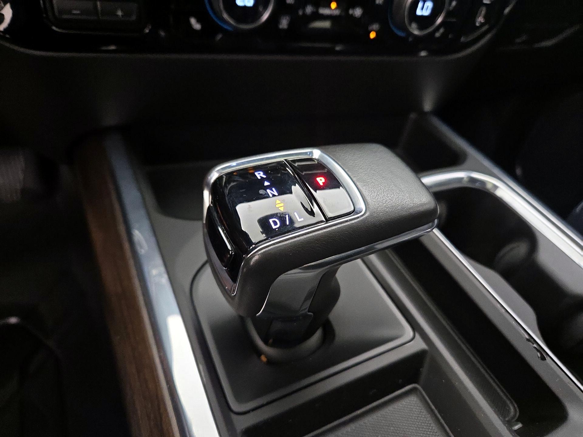 Thumbnail: 2022 Chevrolet Silverado 1500 - 17