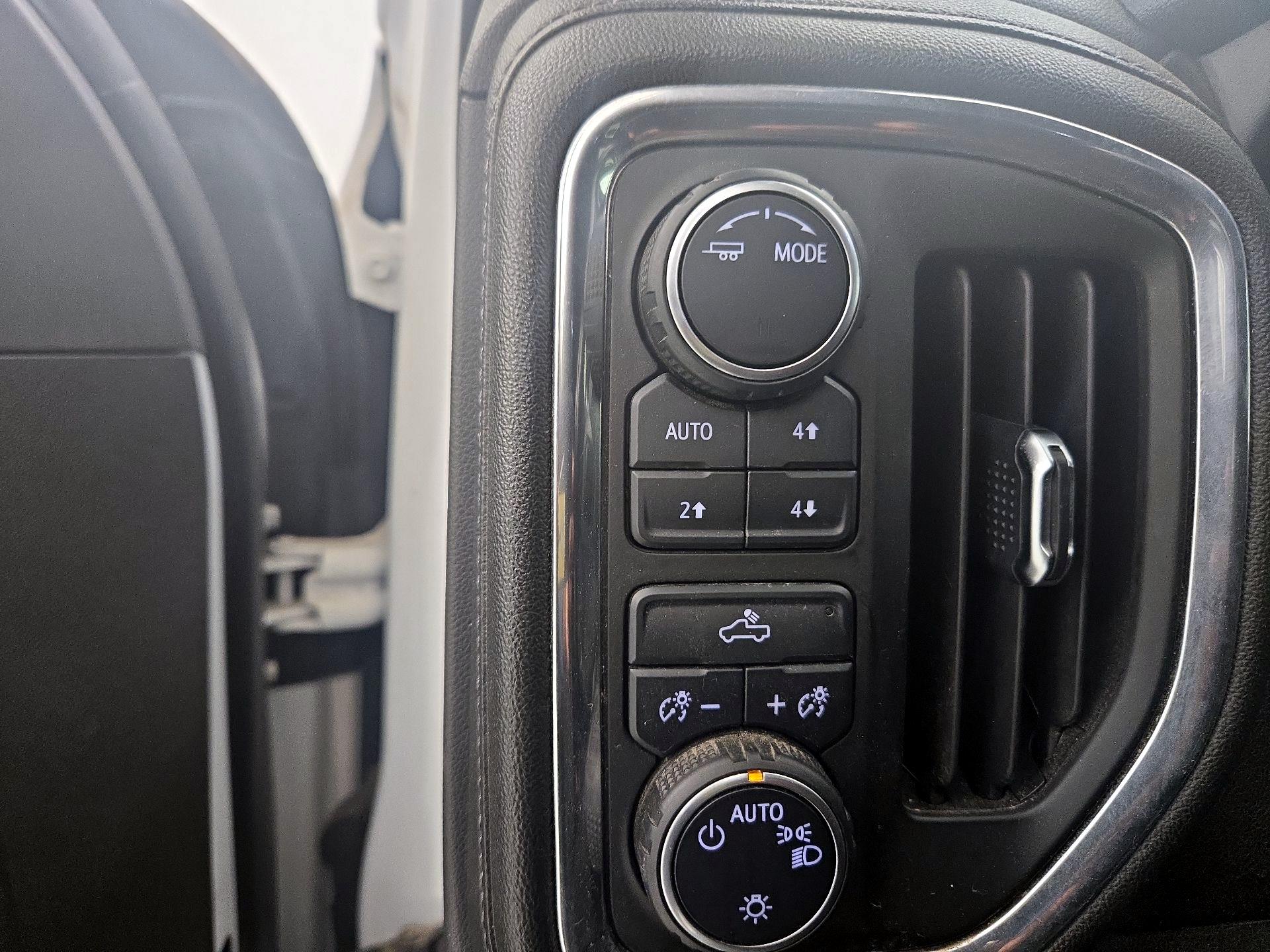 Thumbnail: 2021 Chevrolet Silverado 1500 - 13