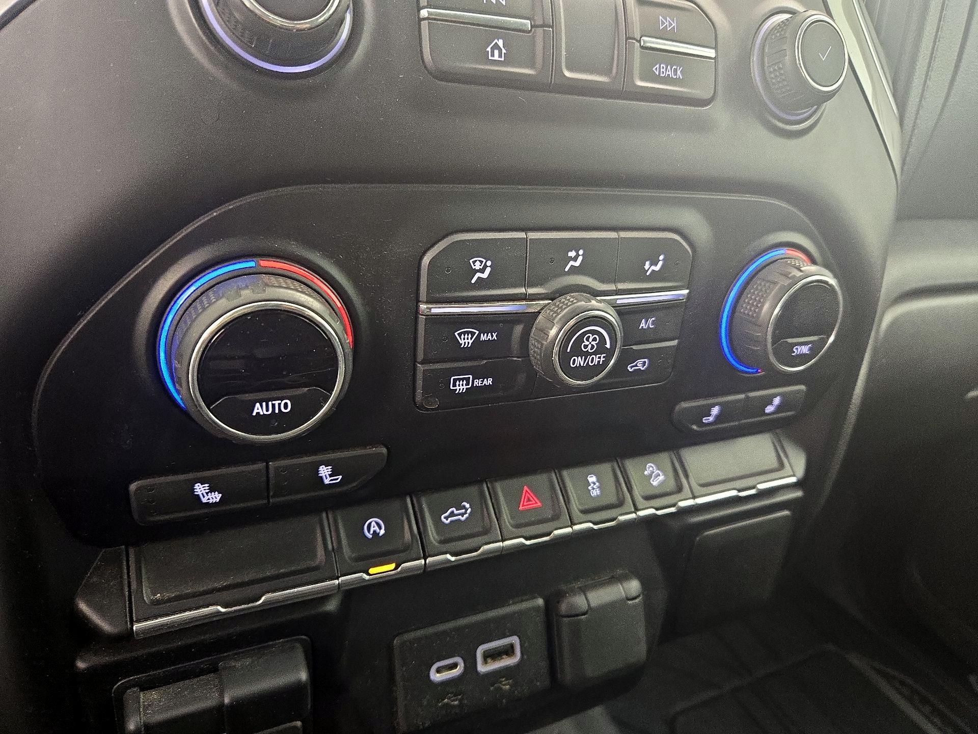 Thumbnail: 2021 Chevrolet Silverado 1500 - 16