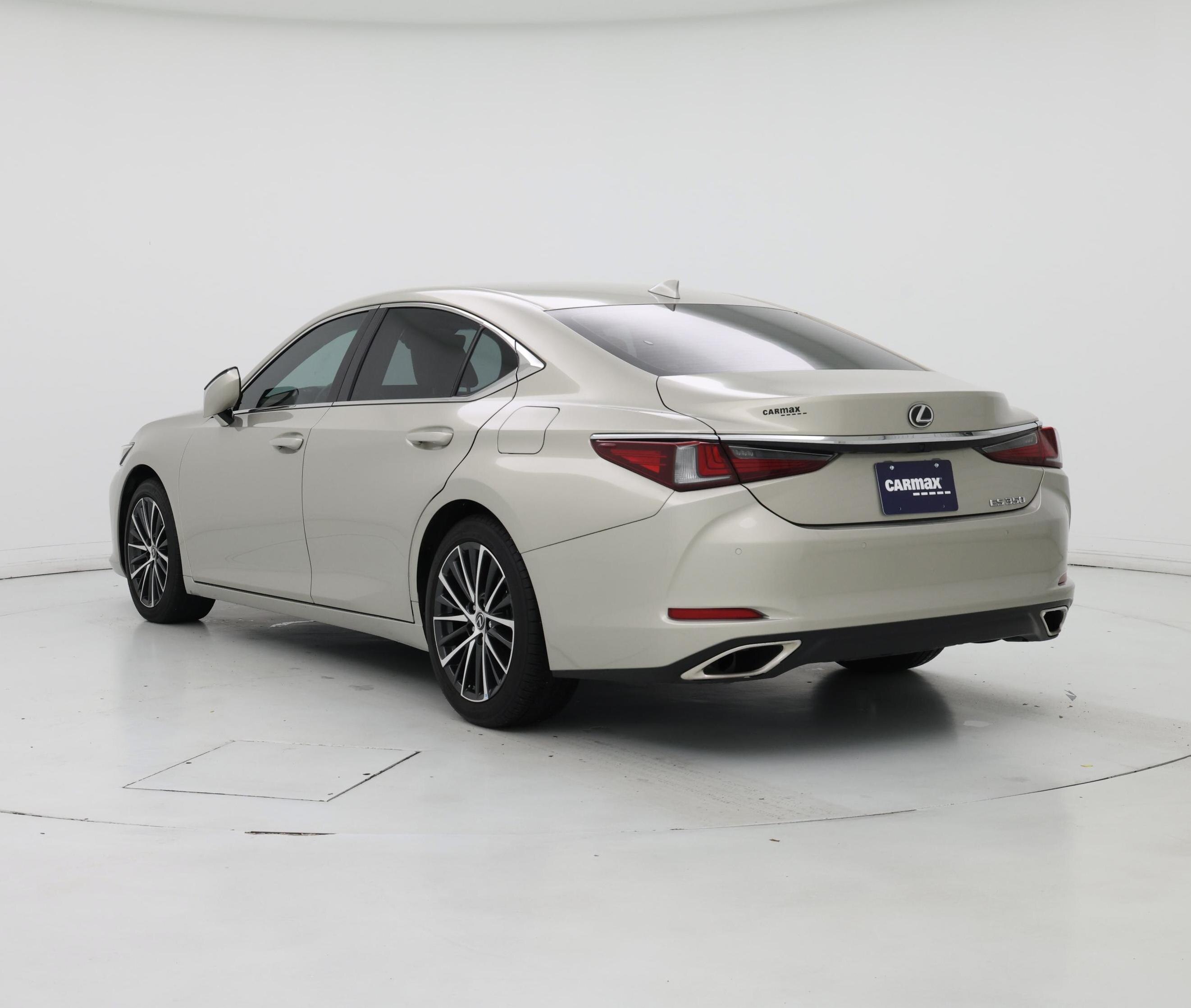 Thumbnail: 2024 Lexus ES - 2