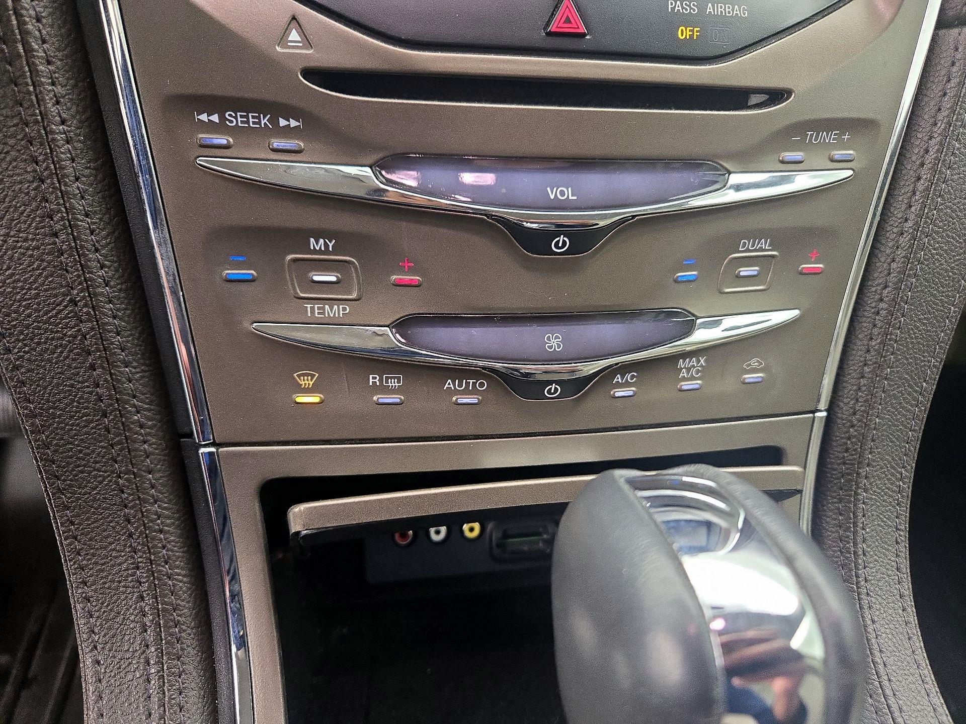 Thumbnail: 2015 Lincoln MKX - 15