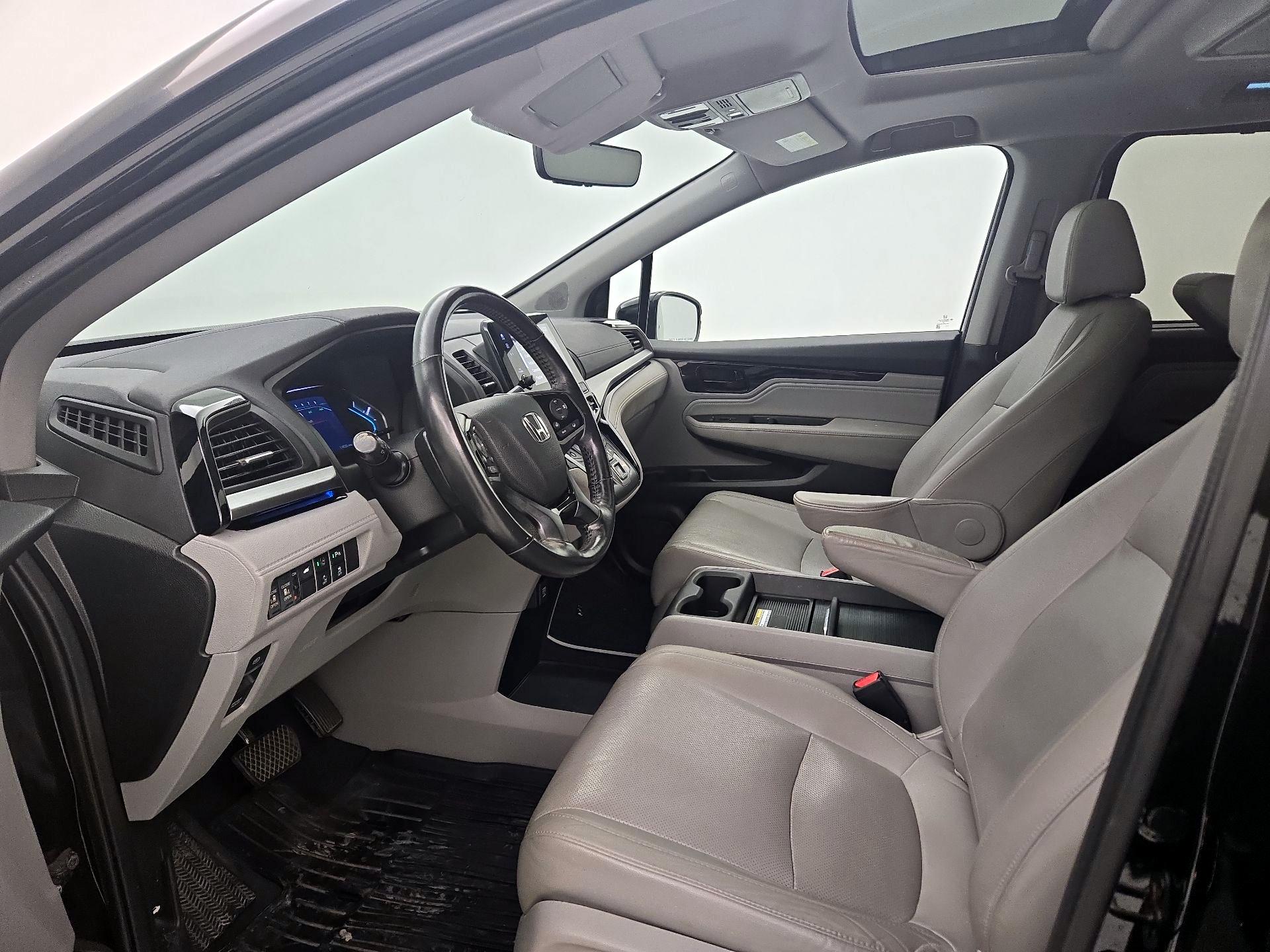 Thumbnail: 2018 Honda Odyssey - 11