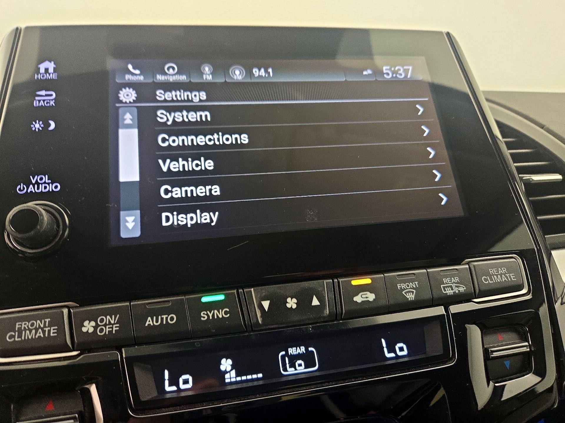 Thumbnail: 2018 Honda Odyssey - 15