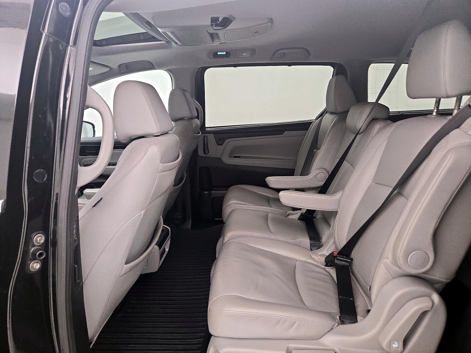 Thumbnail: 2018 Honda Odyssey - 20