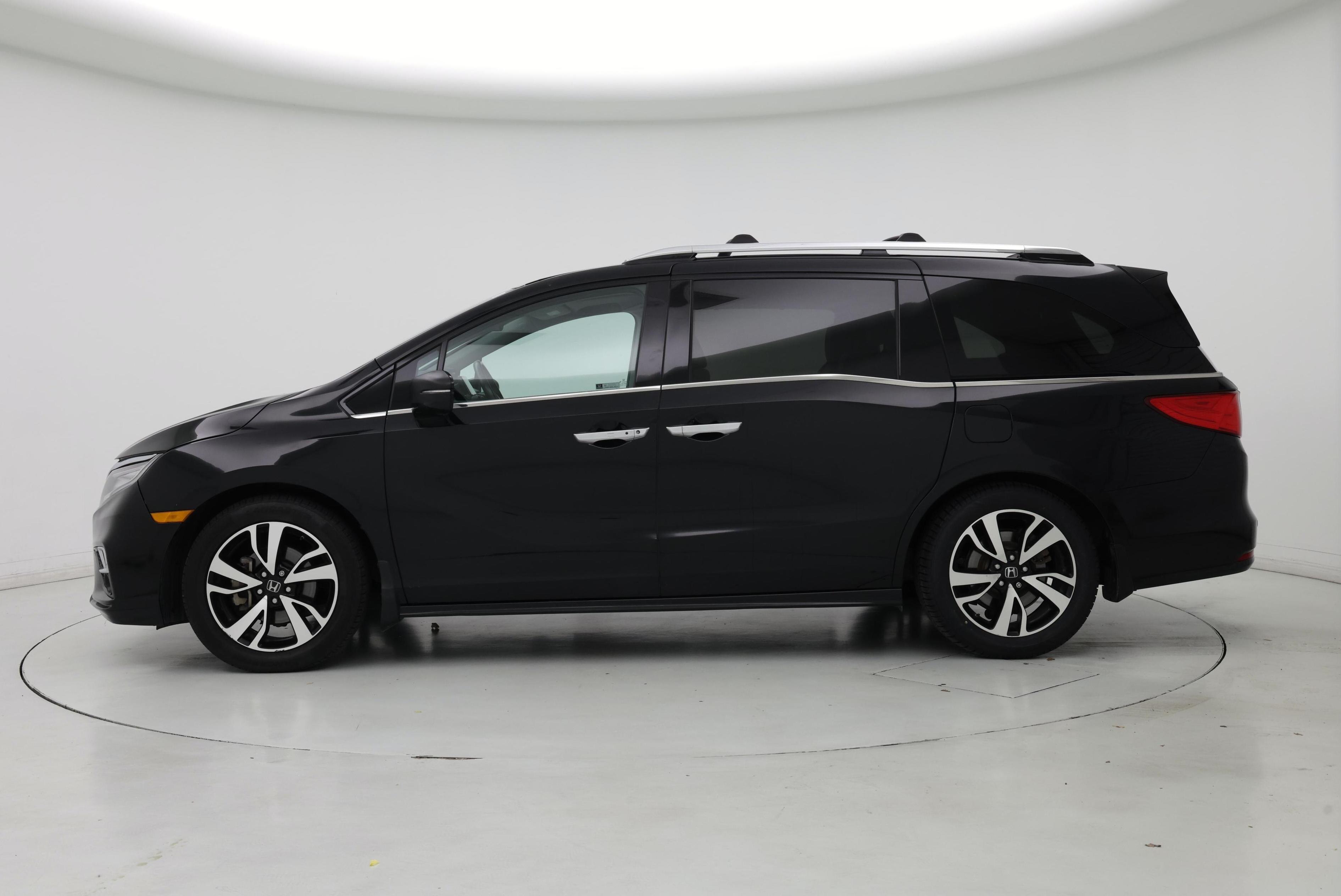 Thumbnail: 2018 Honda Odyssey - 3