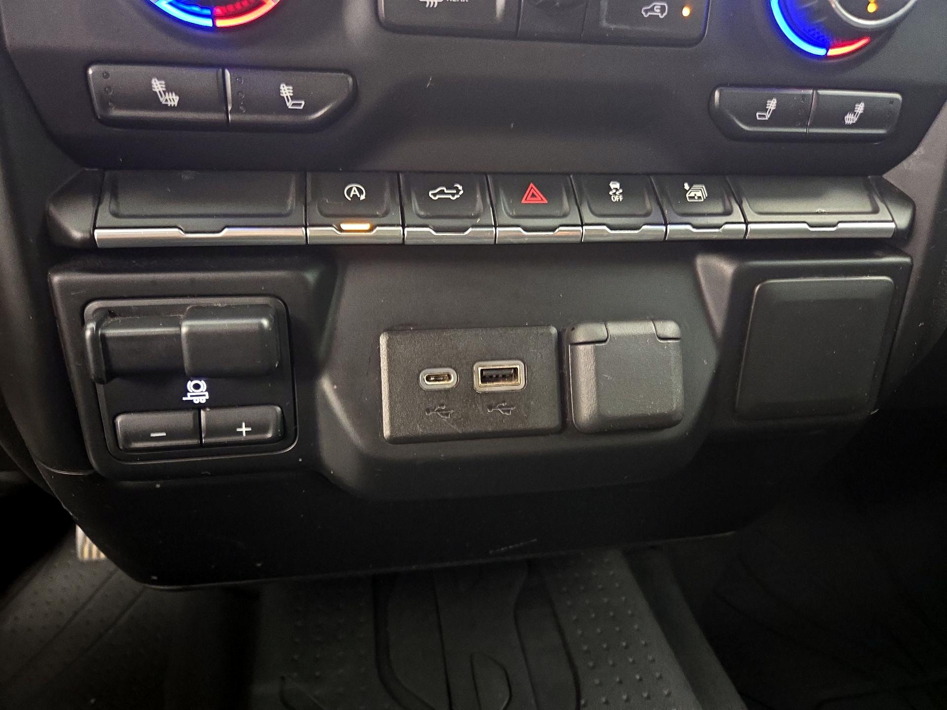 Thumbnail: 2019 Chevrolet Silverado 1500 - 18