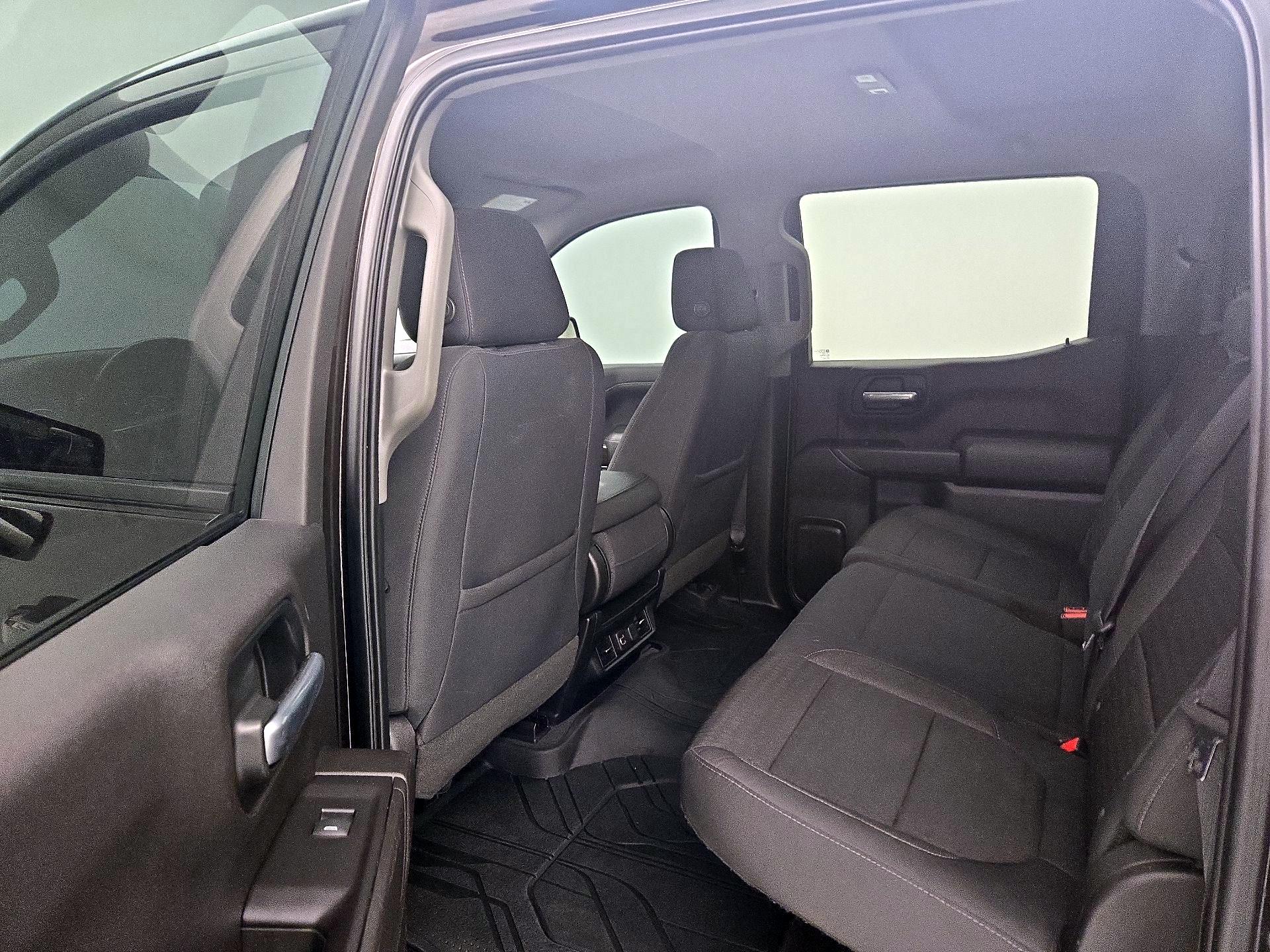 Thumbnail: 2019 Chevrolet Silverado 1500 - 19