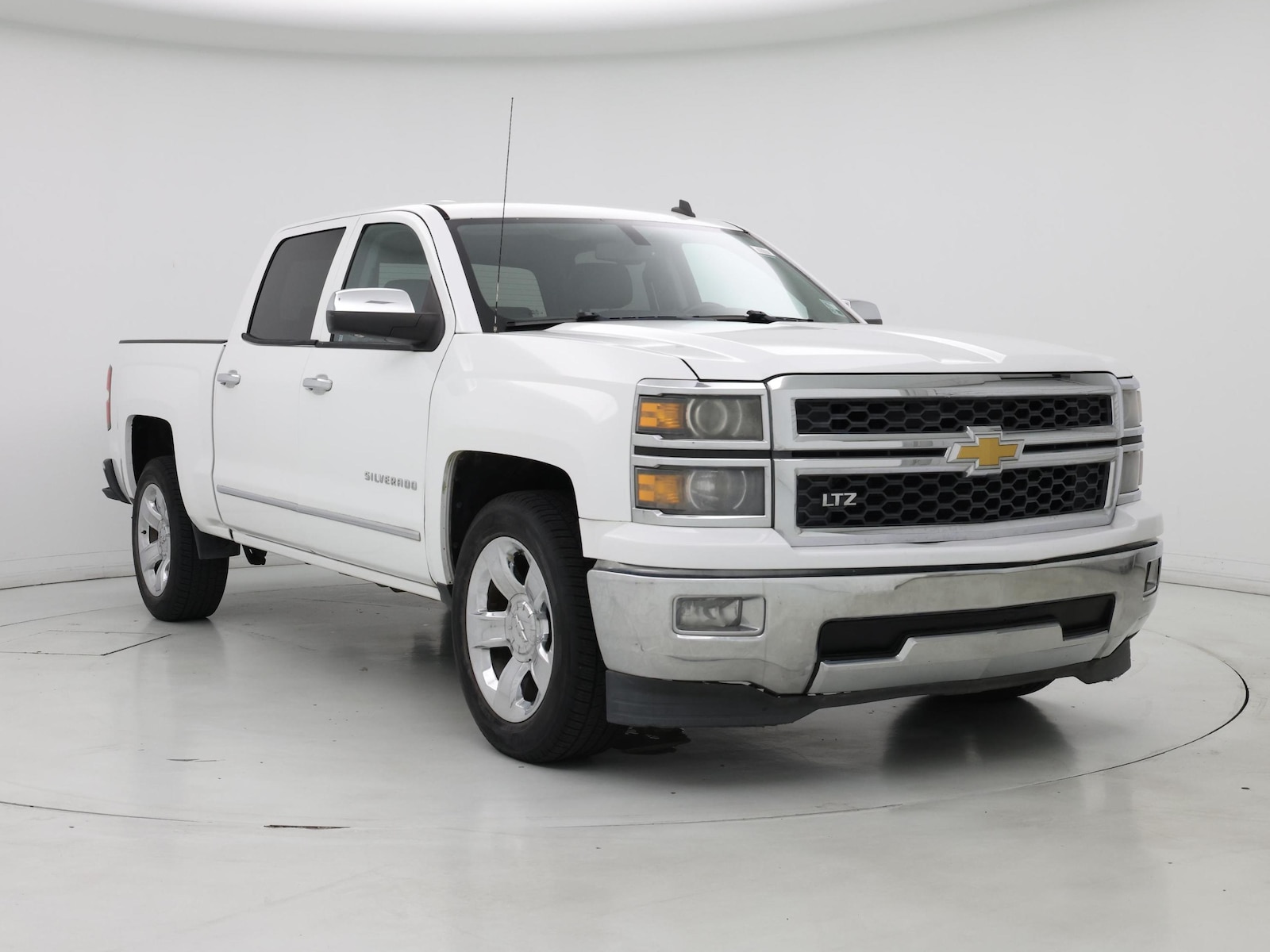 2014 Chevrolet Silverado 1500 LTZ - Photo 2