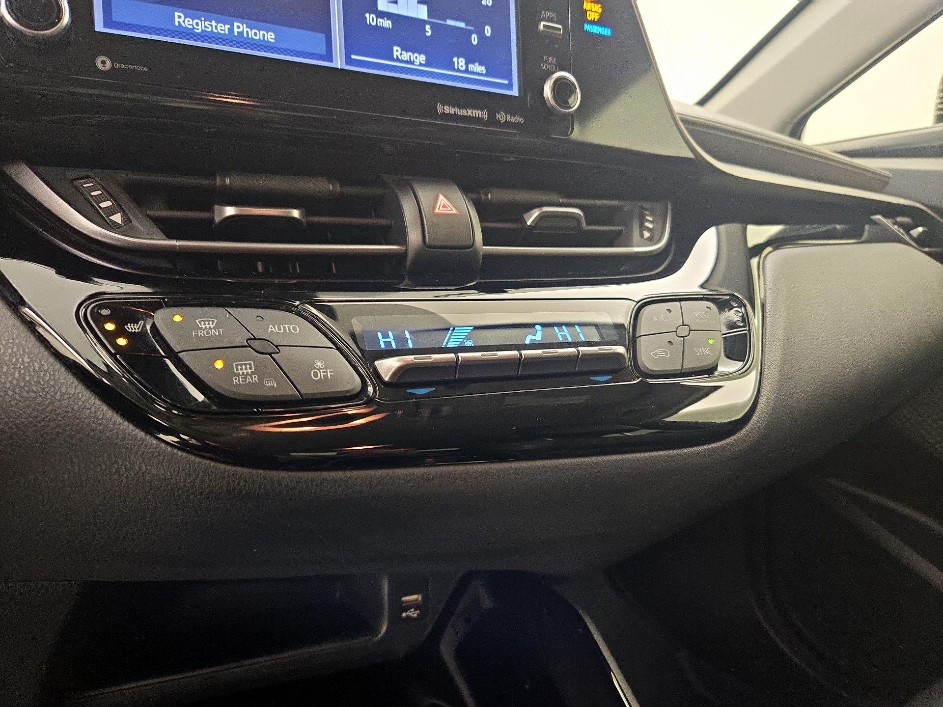 Thumbnail: 2021 Toyota C-HR - 16