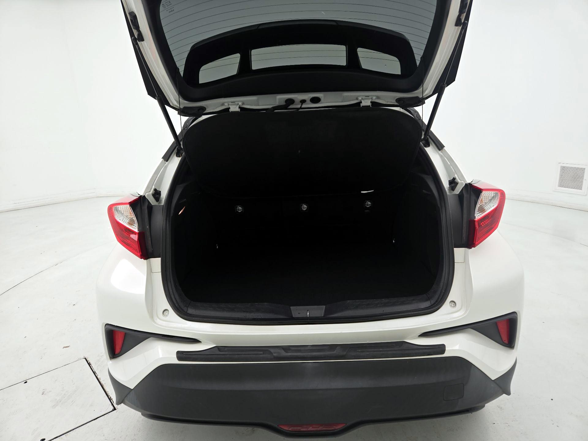 Thumbnail: 2021 Toyota C-HR - 20