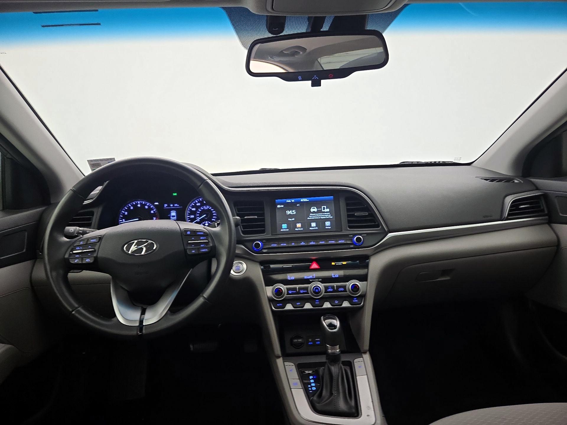 Thumbnail: 2019 Hyundai Elantra - 9