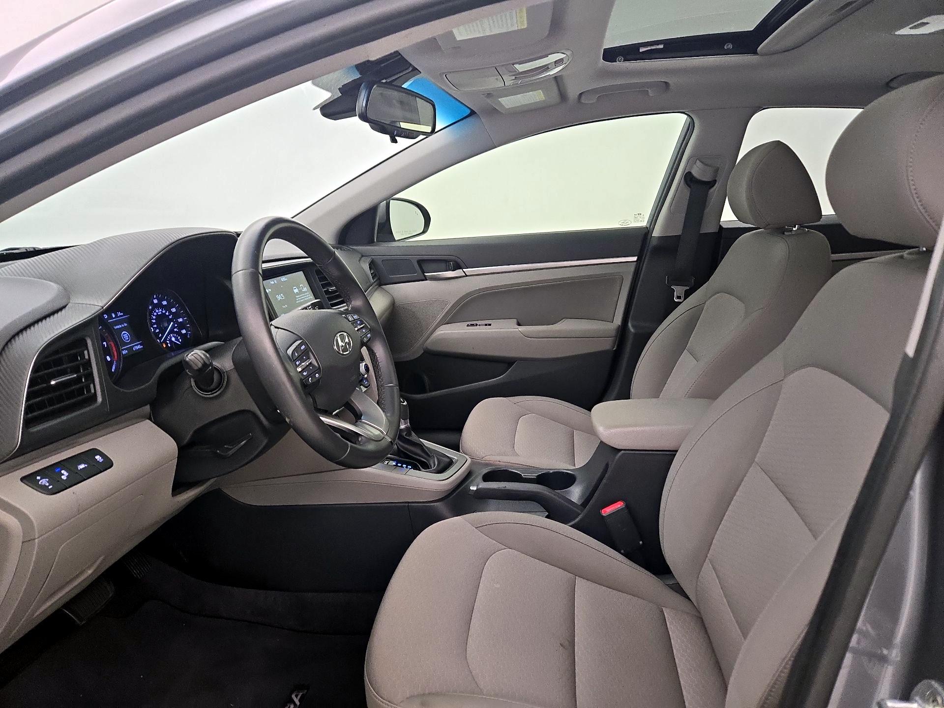 Thumbnail: 2019 Hyundai Elantra - 11