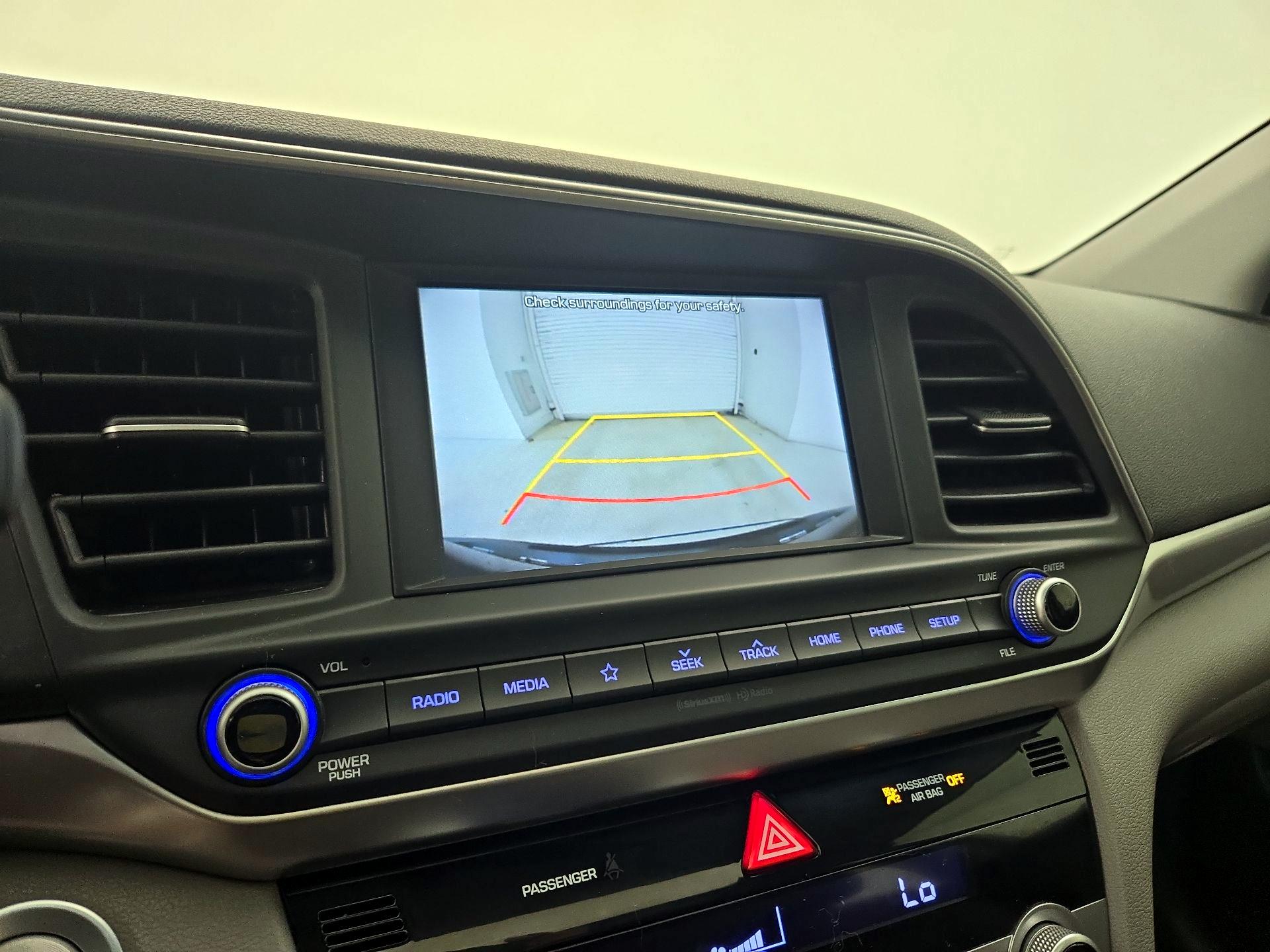 Thumbnail: 2019 Hyundai Elantra - 14