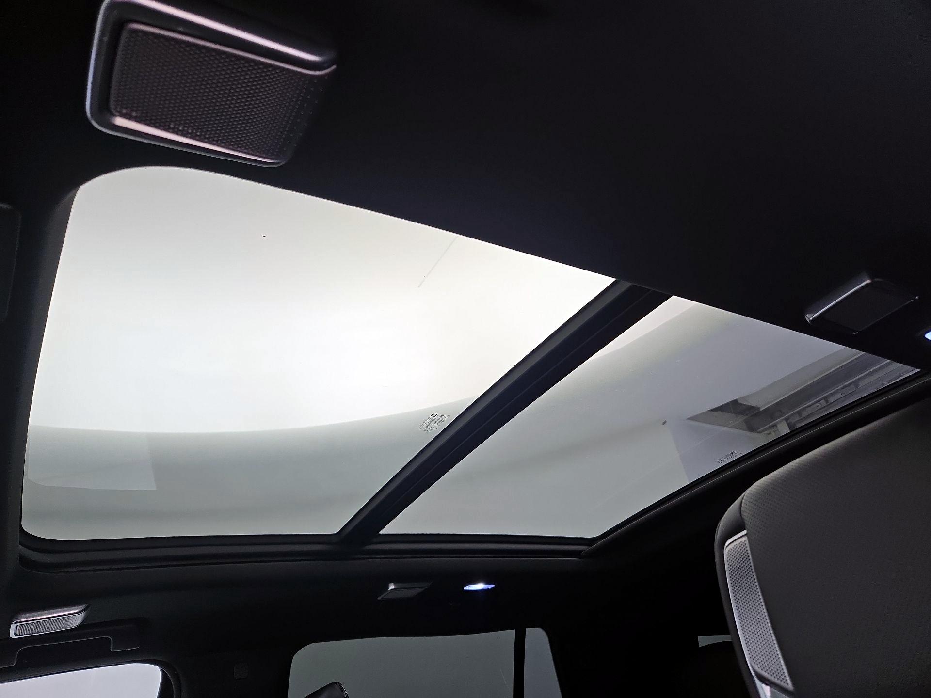 Thumbnail: 2021 Cadillac Escalade - 19