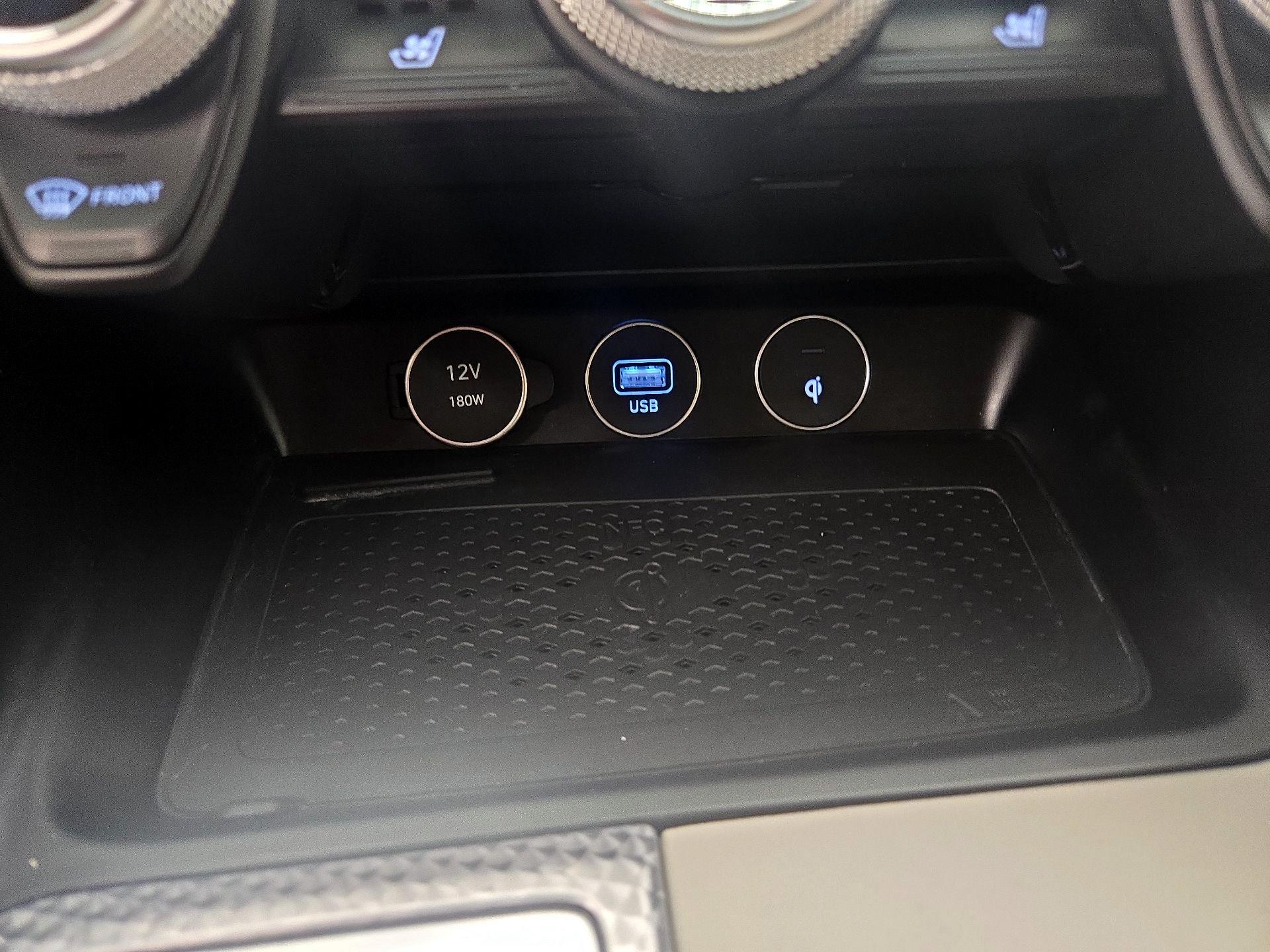 Thumbnail: 2023 Genesis G70 - 18