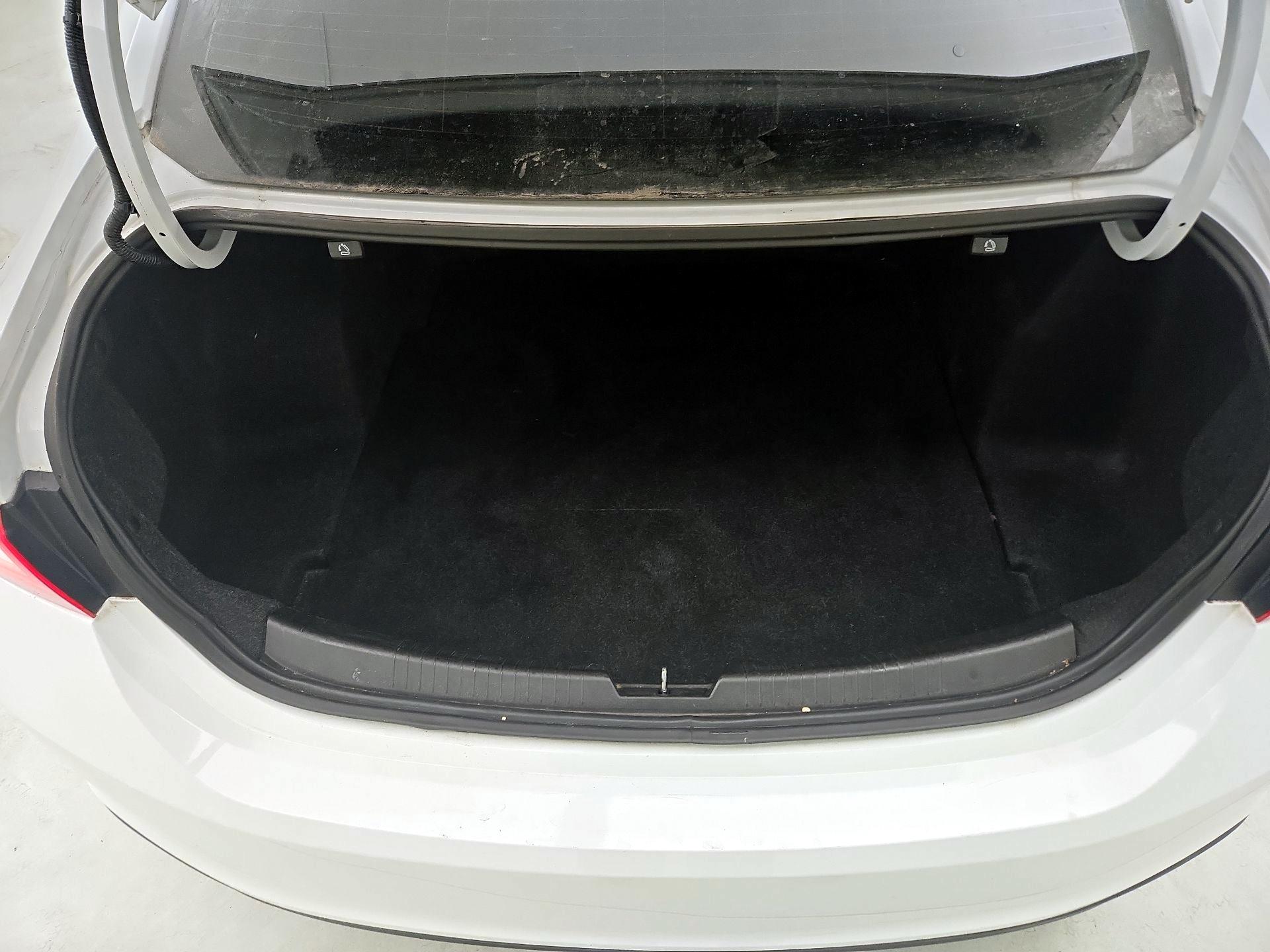 Thumbnail: 2016 Chevrolet Malibu - 20