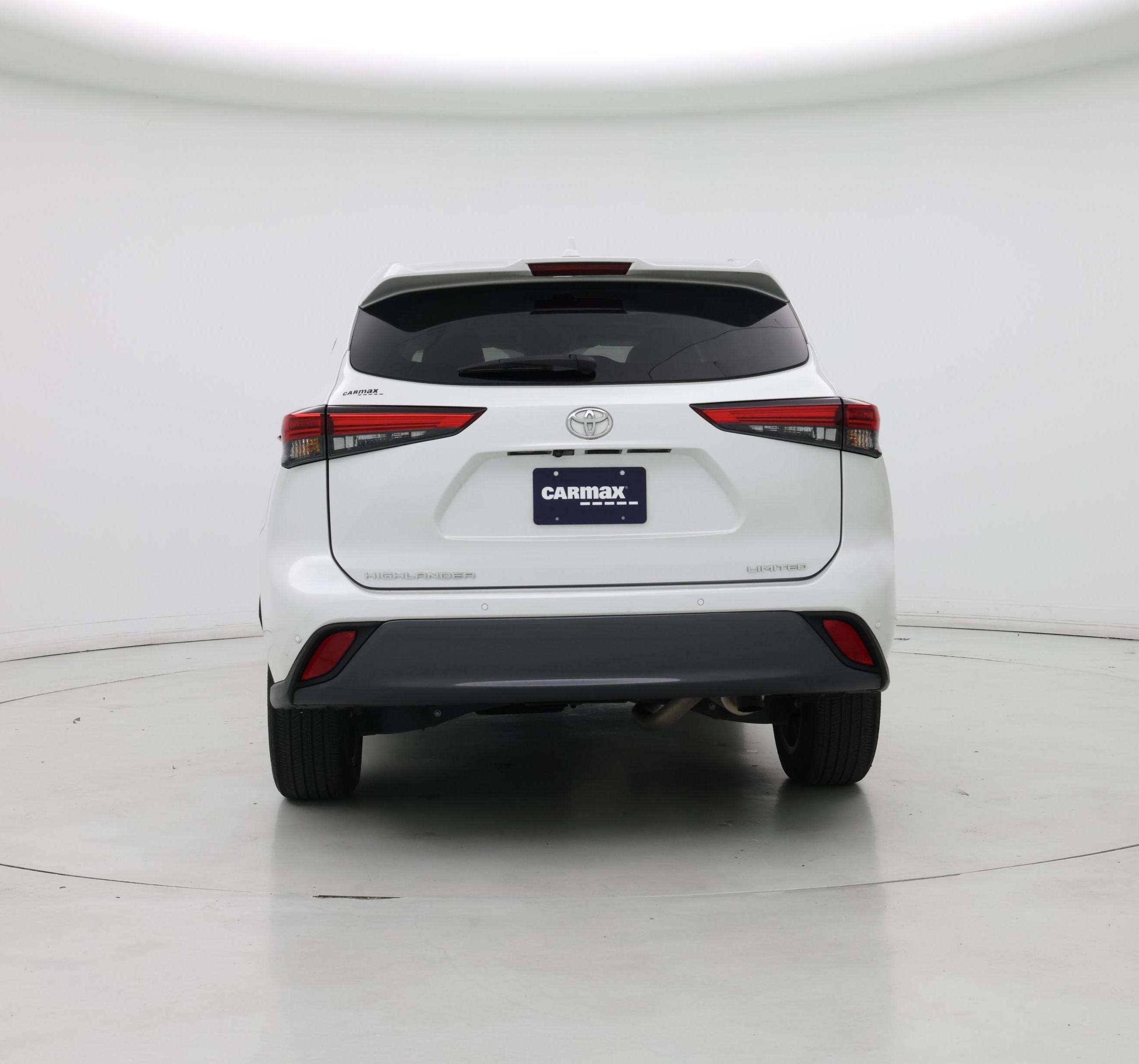 Thumbnail: 2023 Toyota Highlander - 6