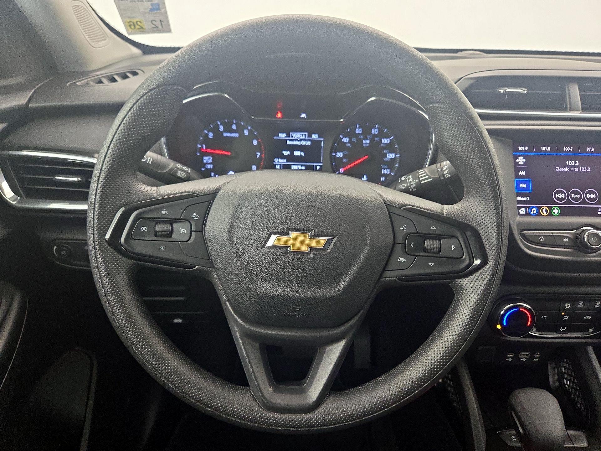 Thumbnail: 2023 Chevrolet TrailBlazer - 10