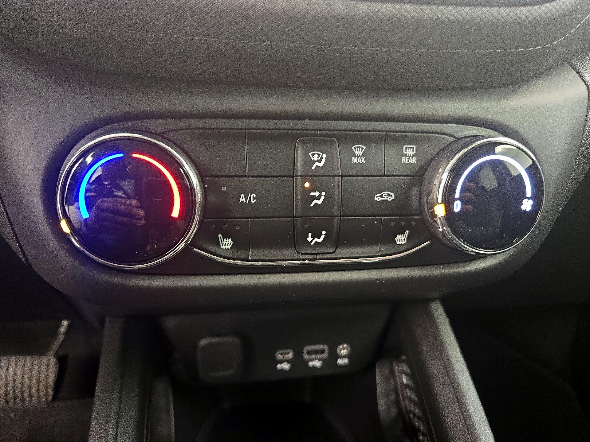 Thumbnail: 2023 Chevrolet TrailBlazer - 16