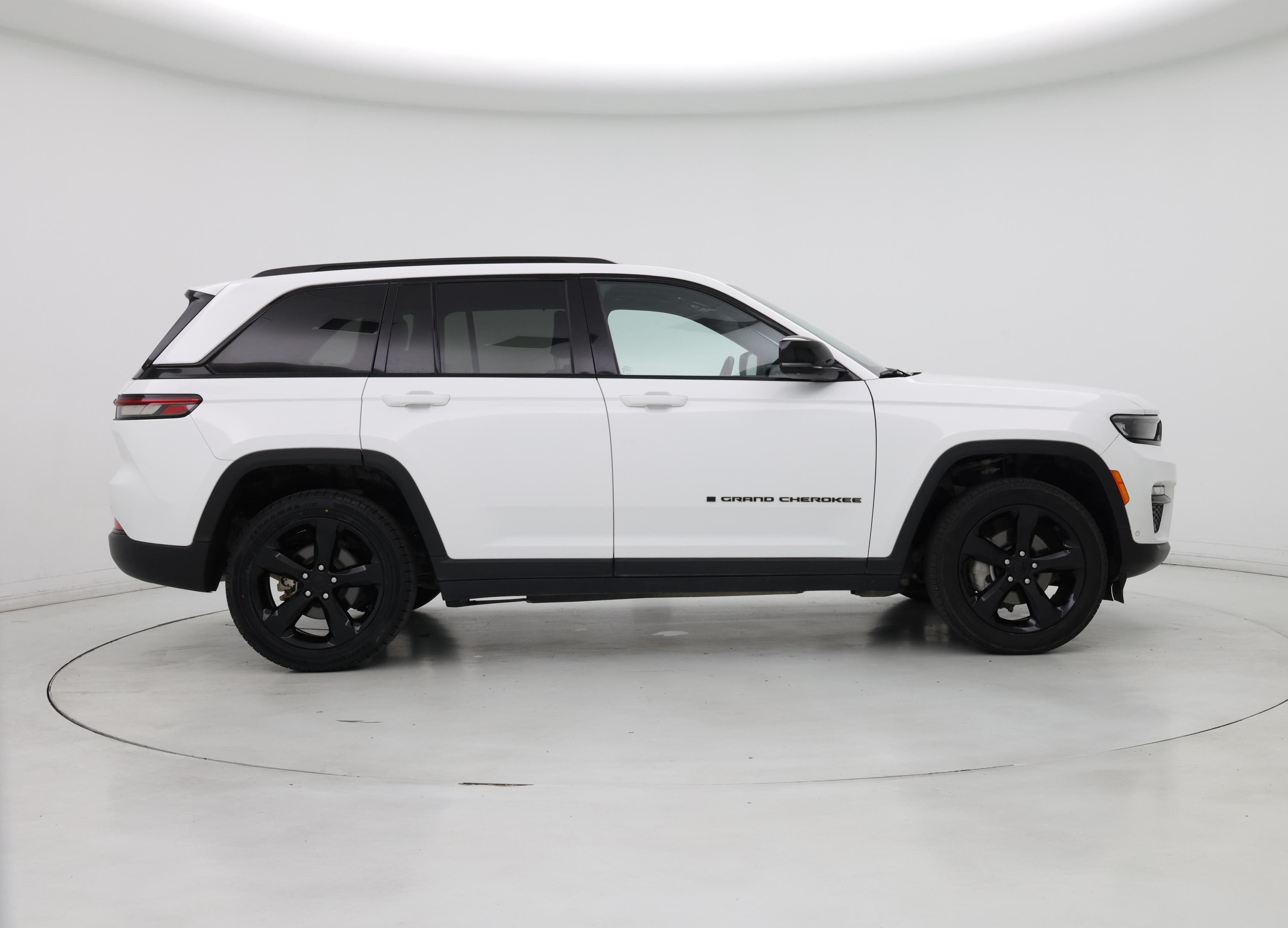Thumbnail: 2024 Jeep Grand Cherokee - 7