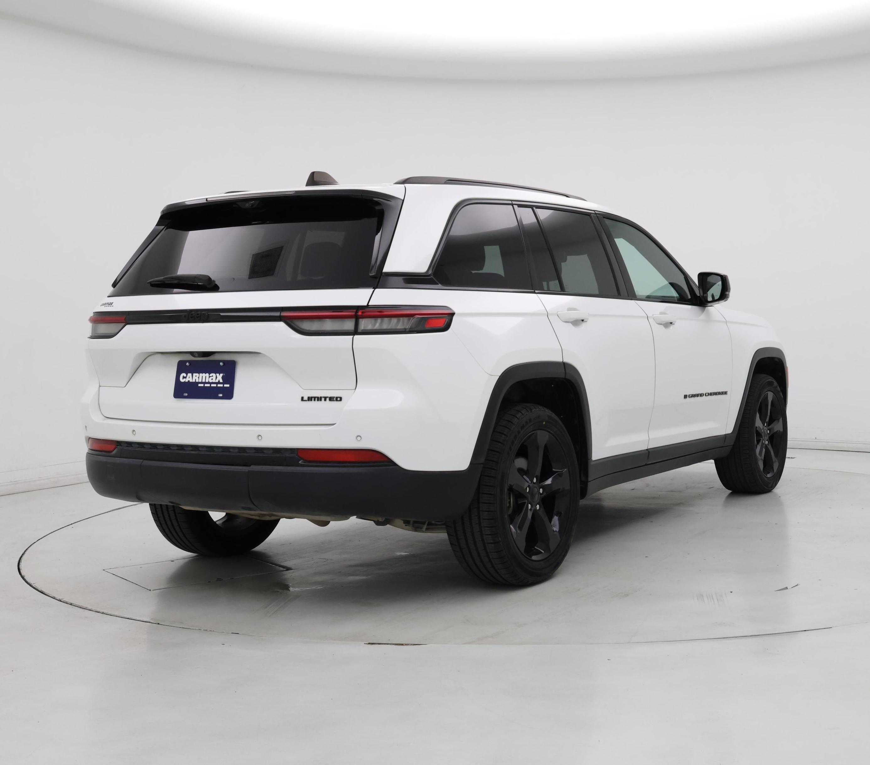 Thumbnail: 2024 Jeep Grand Cherokee - 8