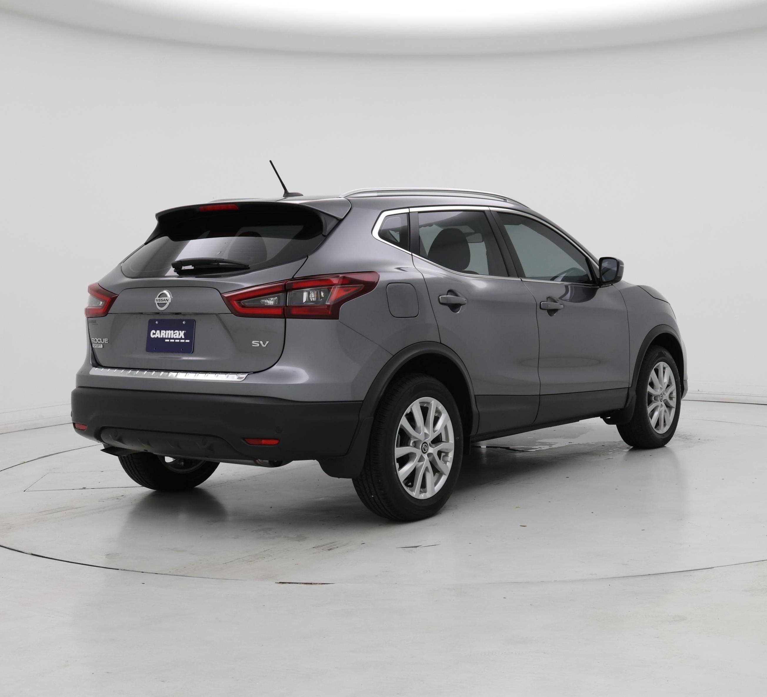 Thumbnail: 2021 Nissan Rogue Sport - 8