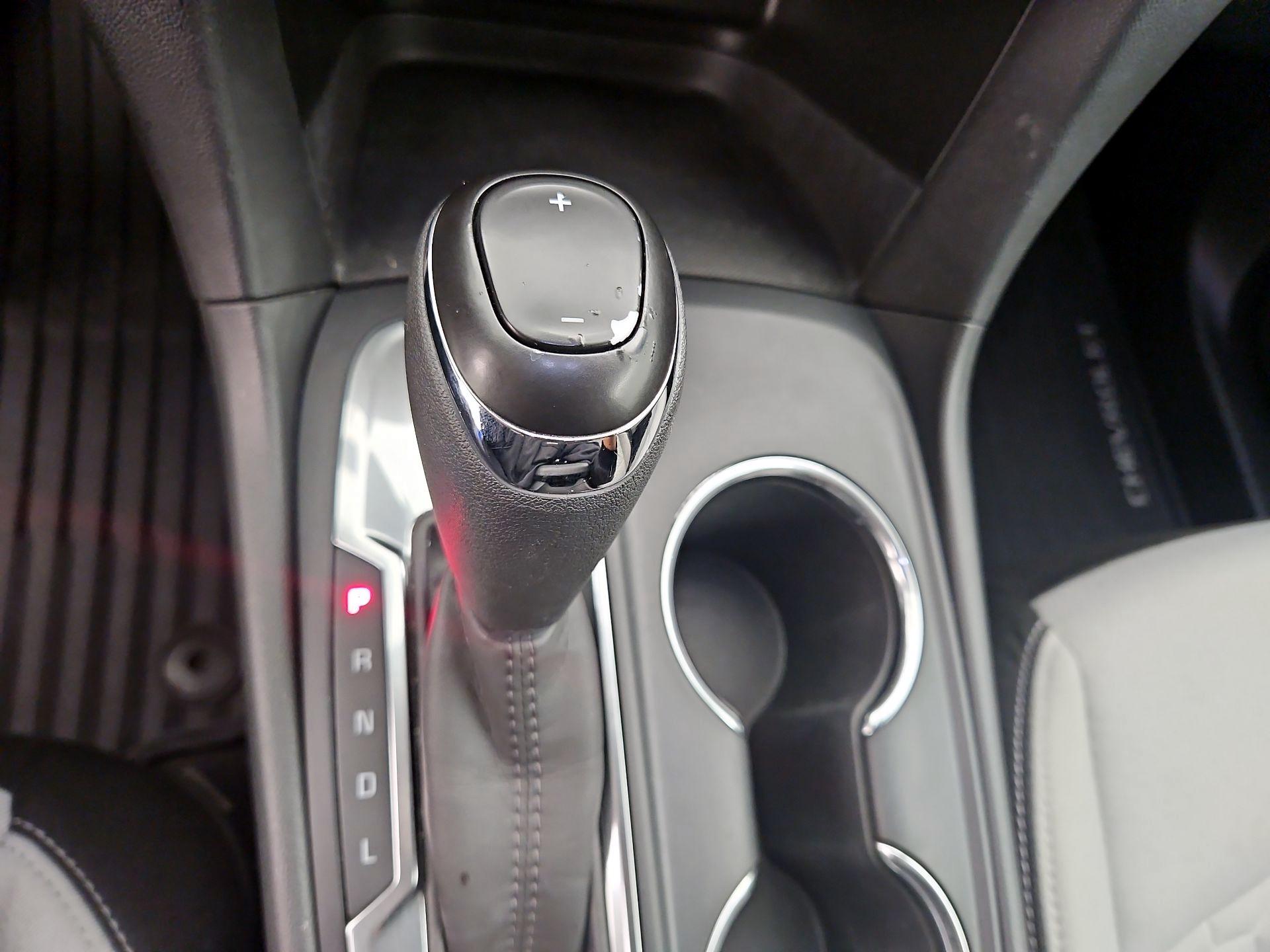 Thumbnail: 2020 Chevrolet Equinox - 17